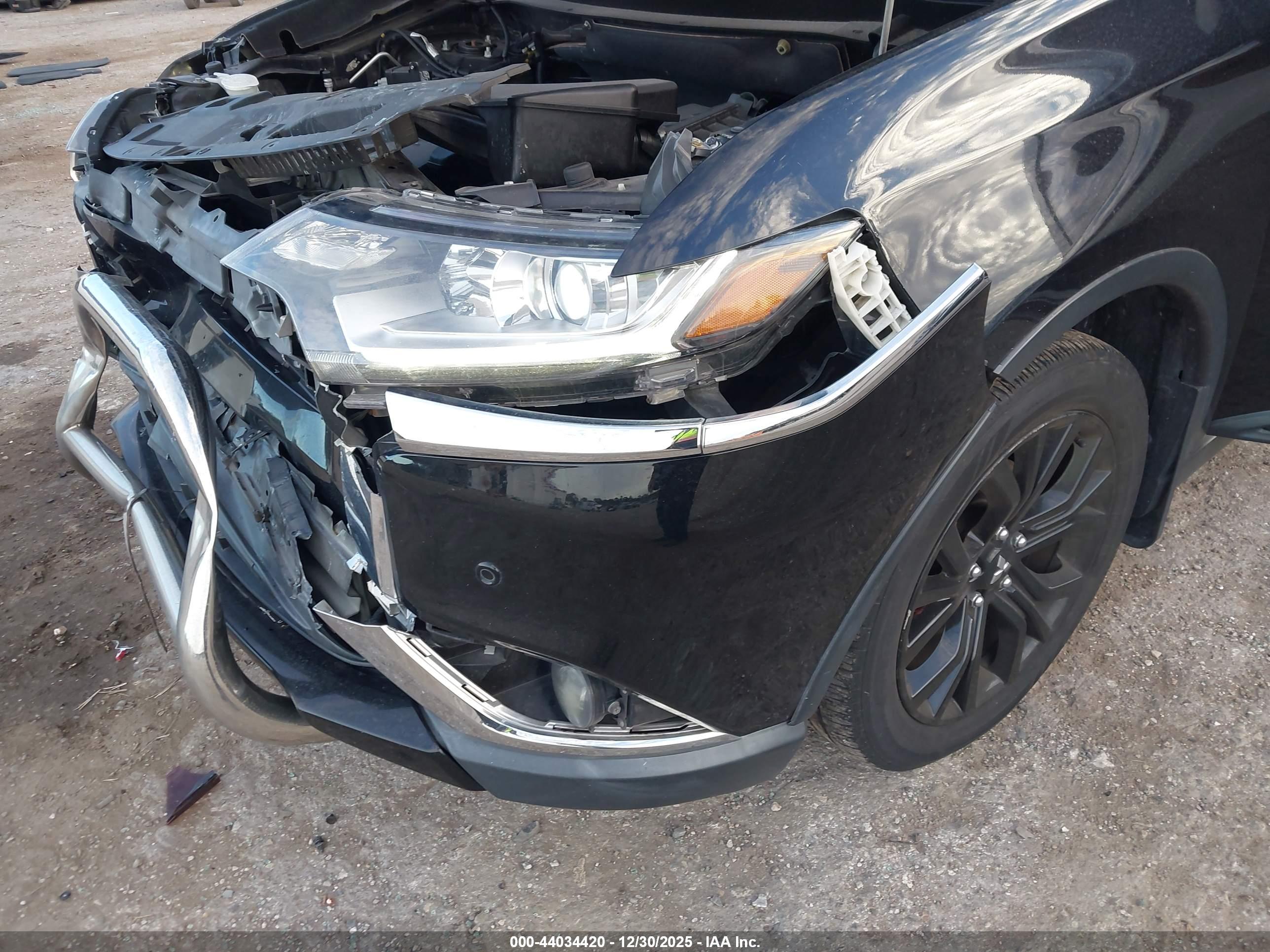 MITSUBISHI OUTLANDER image 6