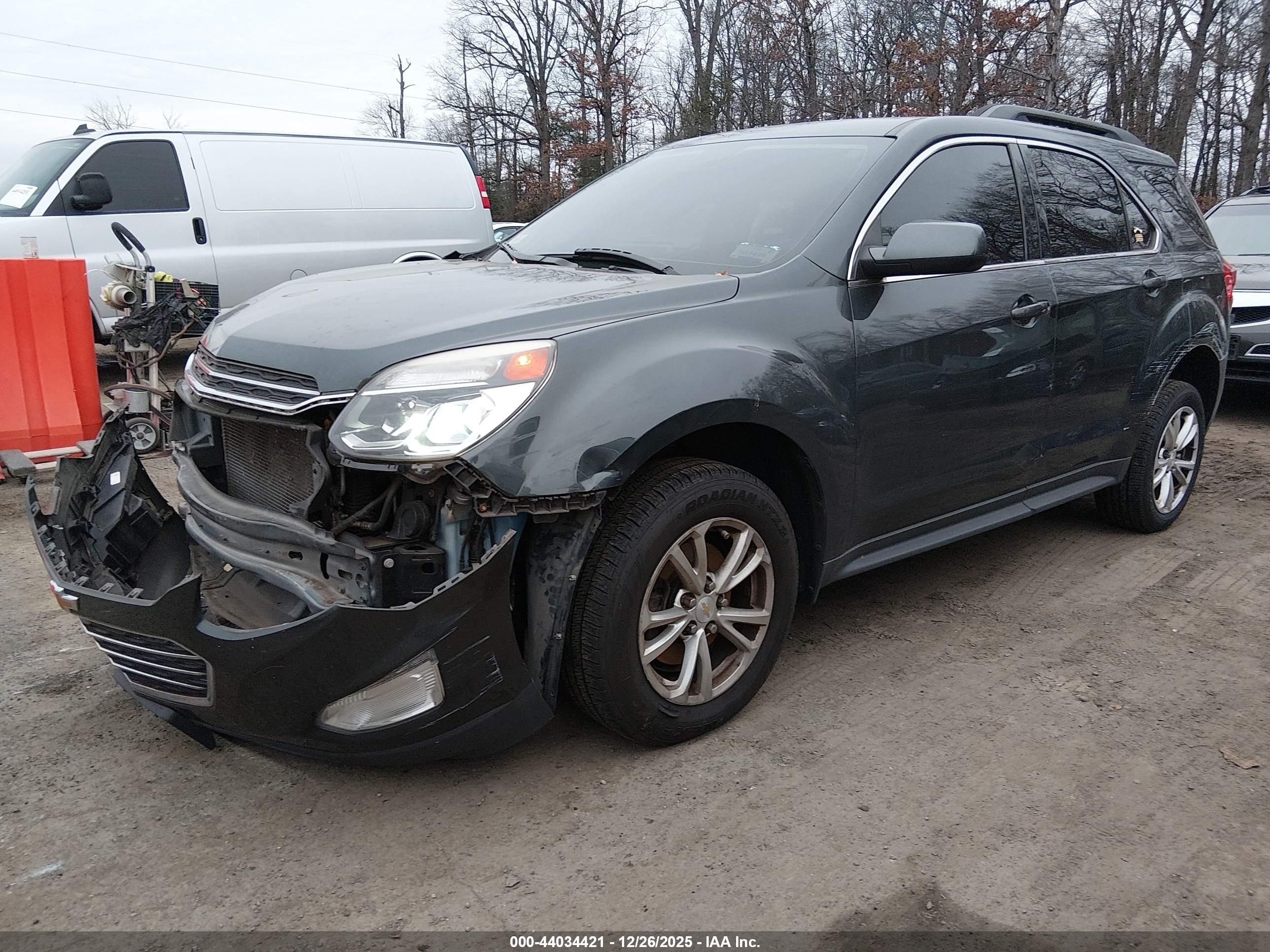 CHEVROLET EQUINOX image 2
