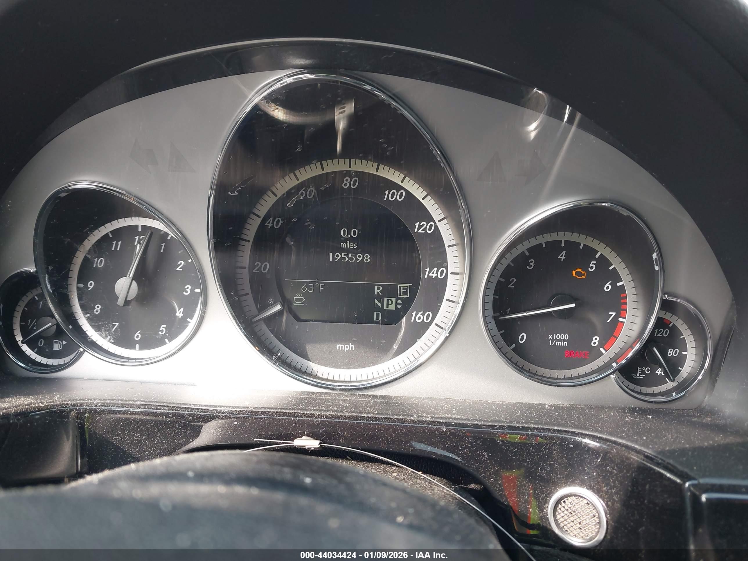 MERCEDES-BENZ E image 7
