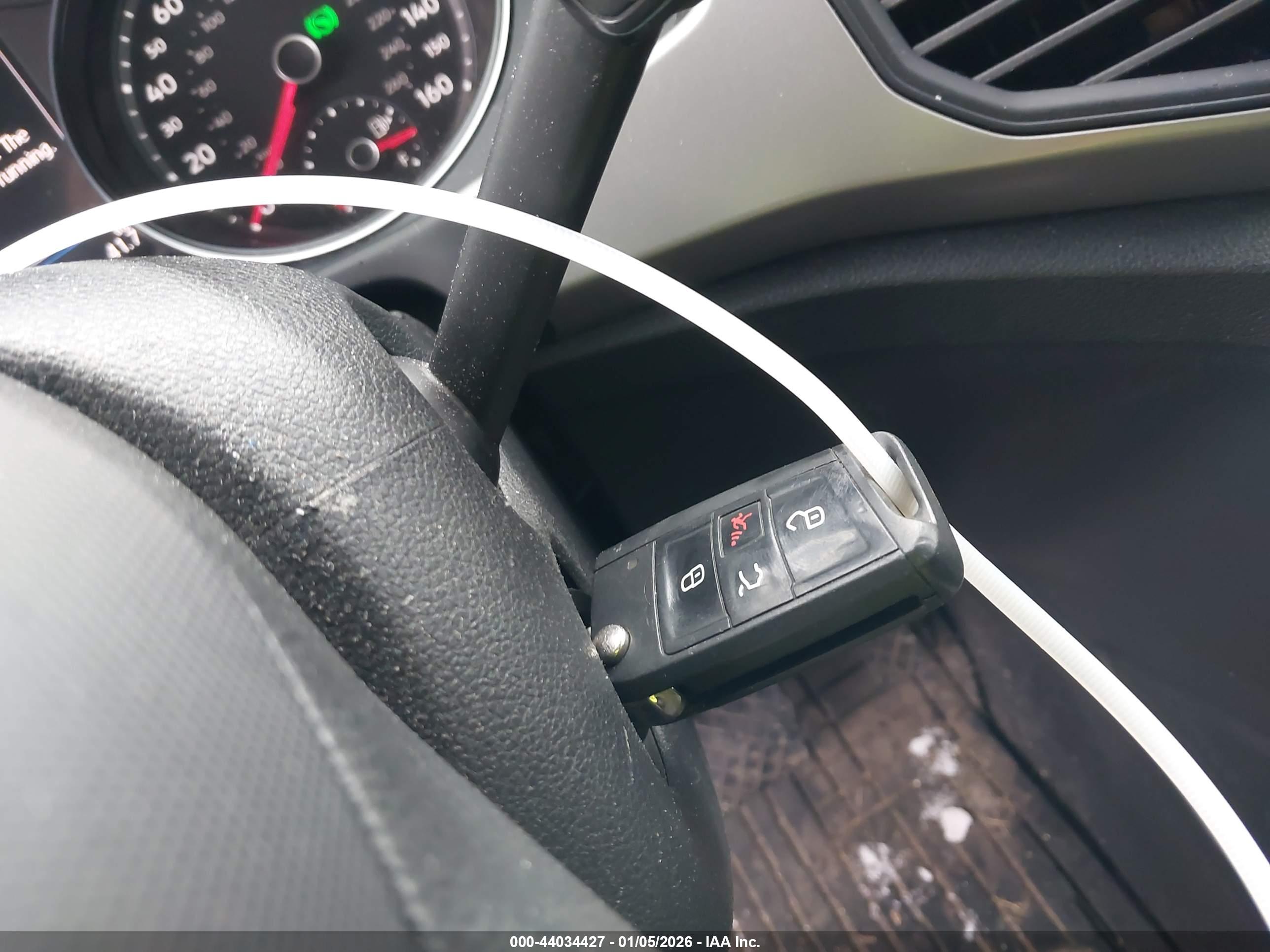 VOLKSWAGEN ATLAS image 11