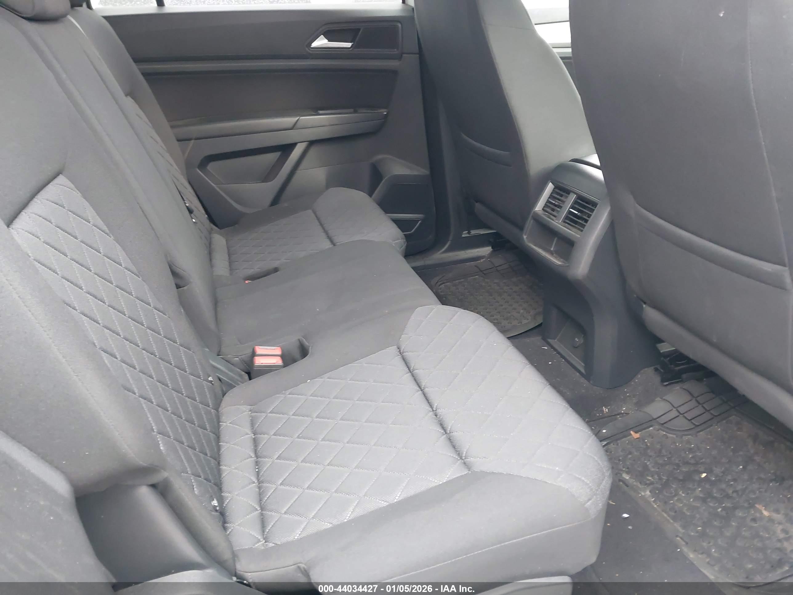 VOLKSWAGEN ATLAS image 8