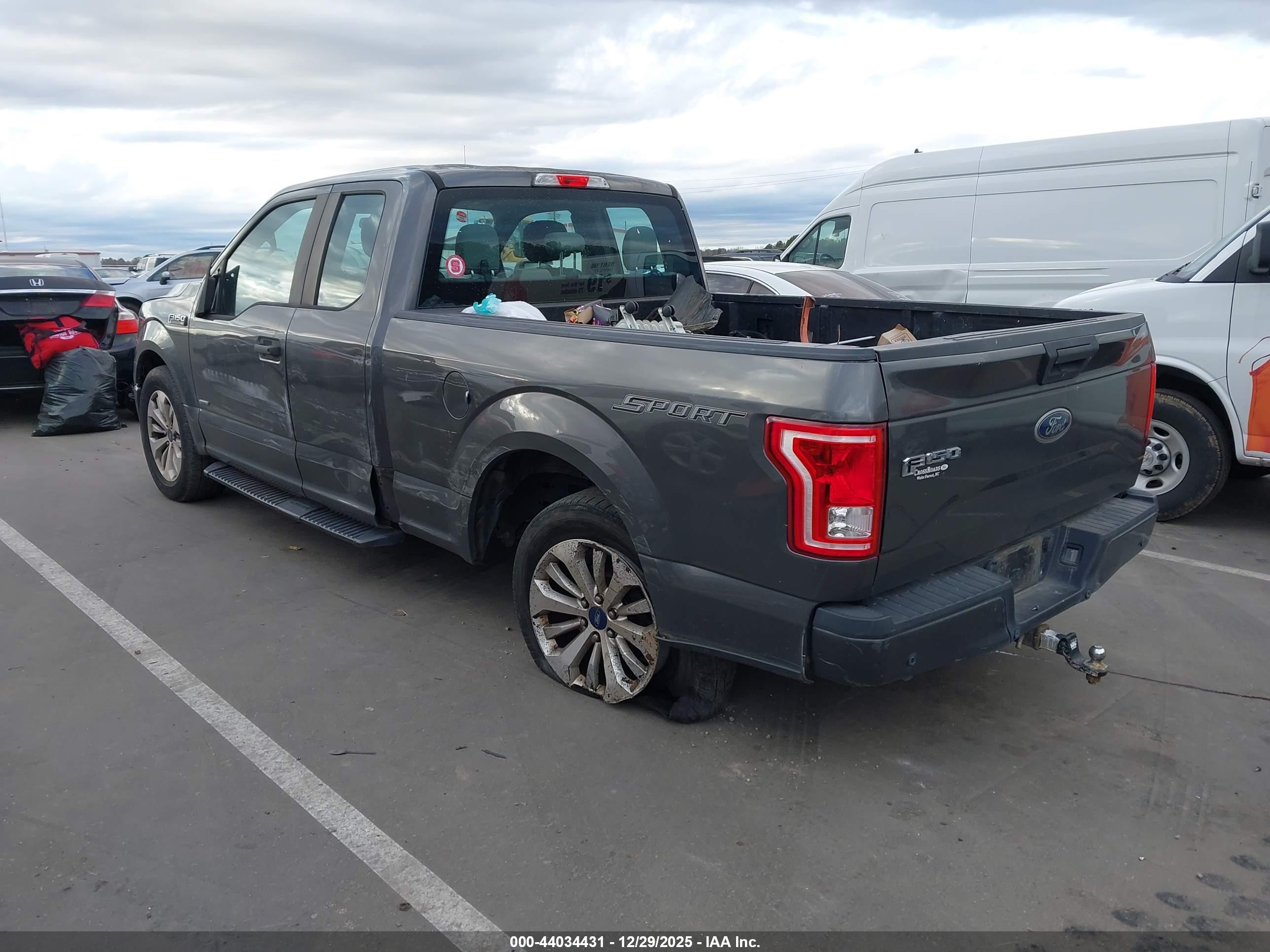 FORD F-150 image 3