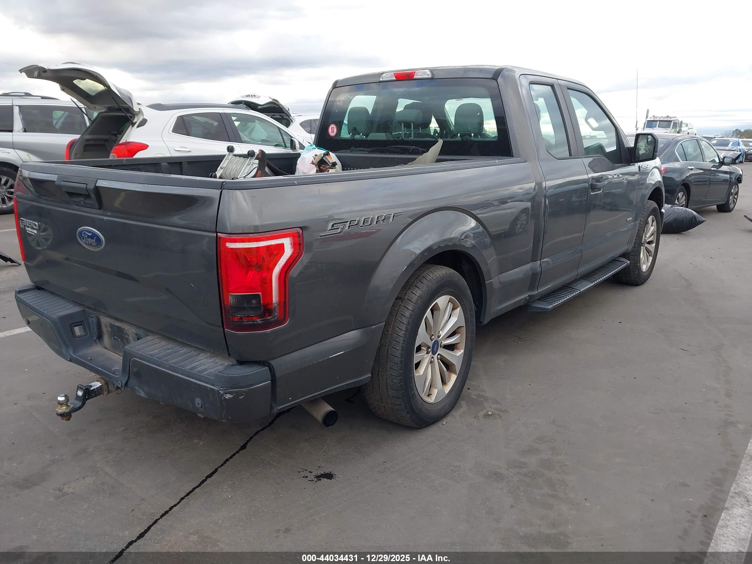 FORD F-150 image 4