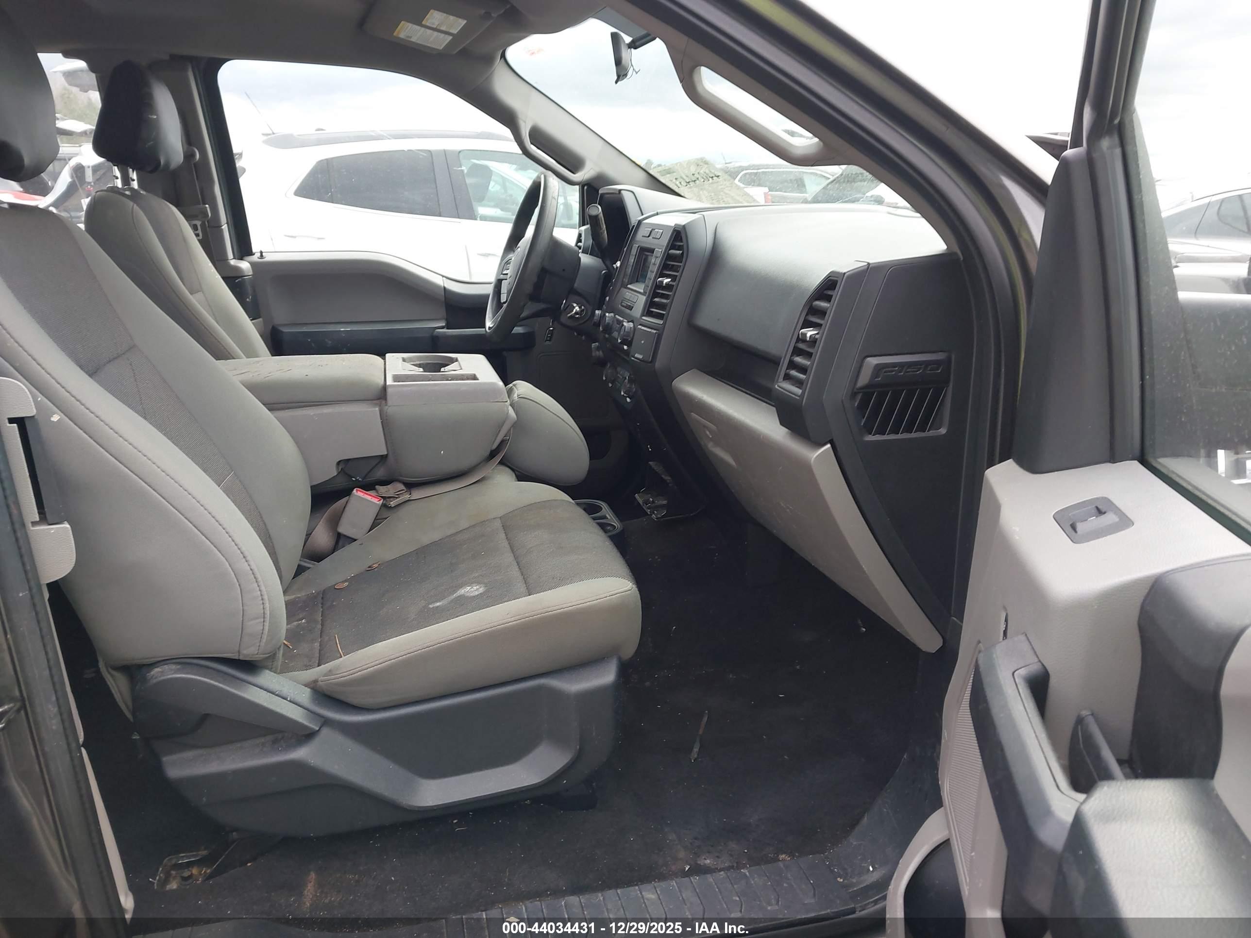 FORD F-150 image 5