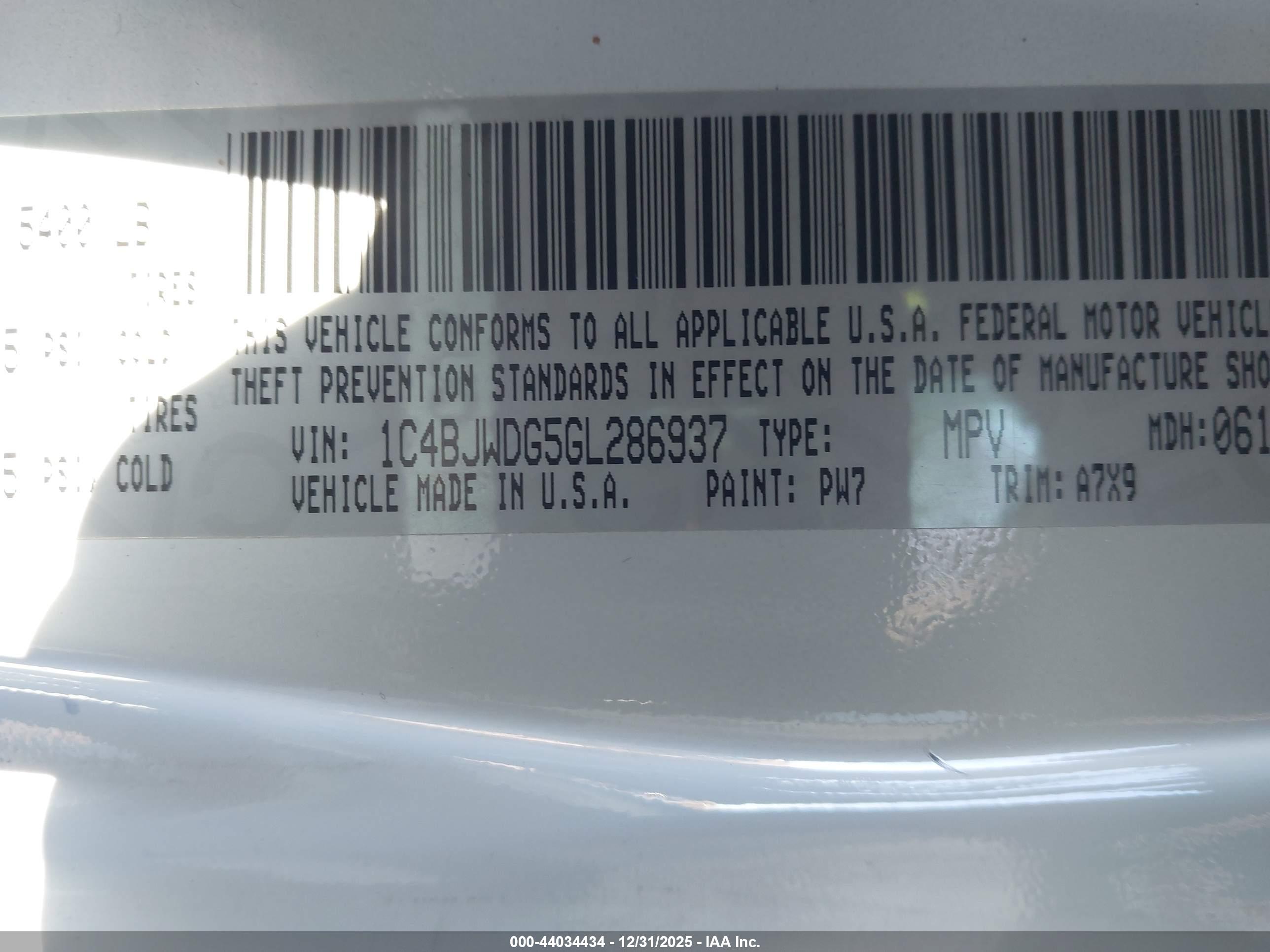 JEEP WRANGLER image 9