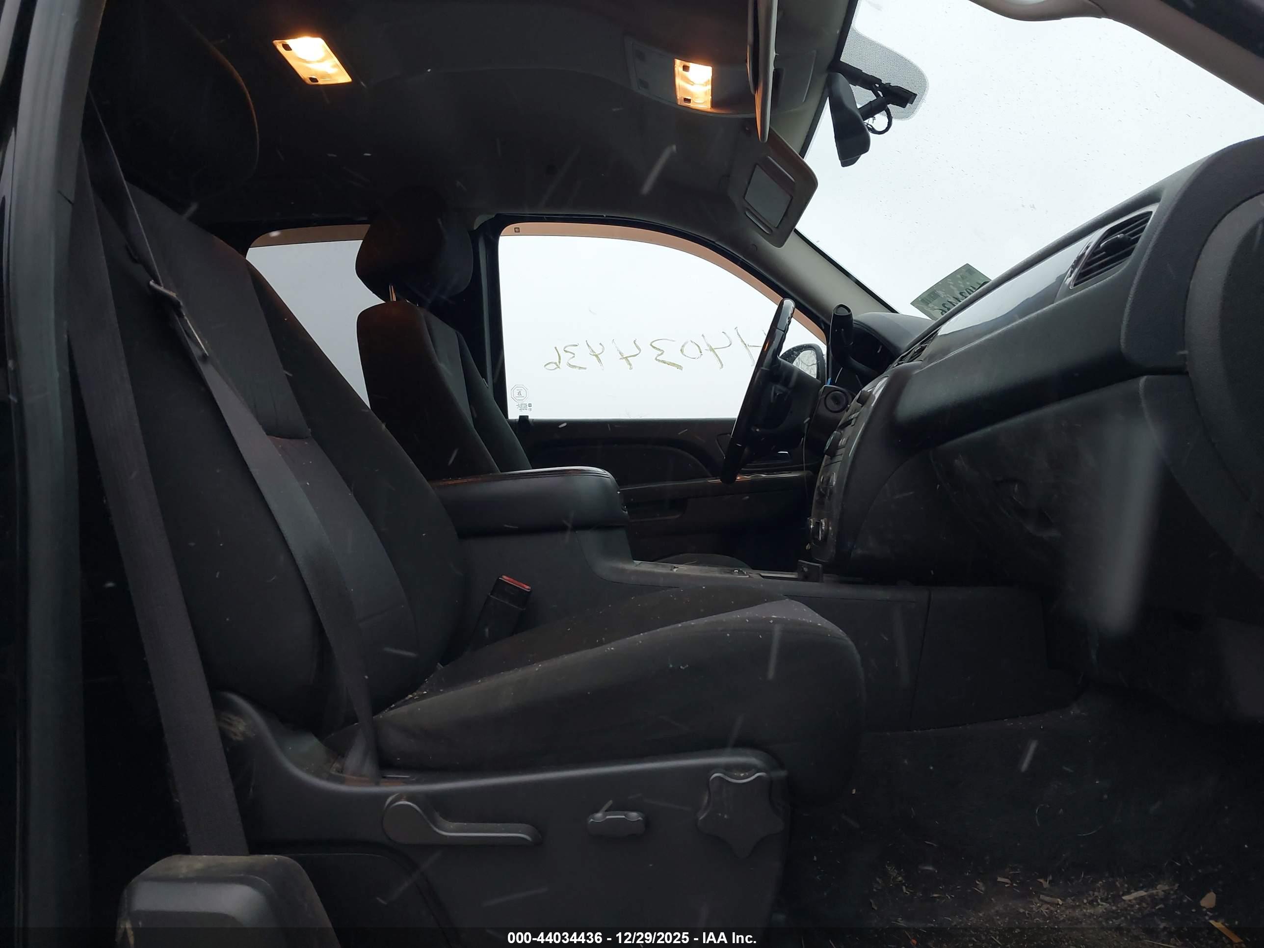 GMC SIERRA image 5