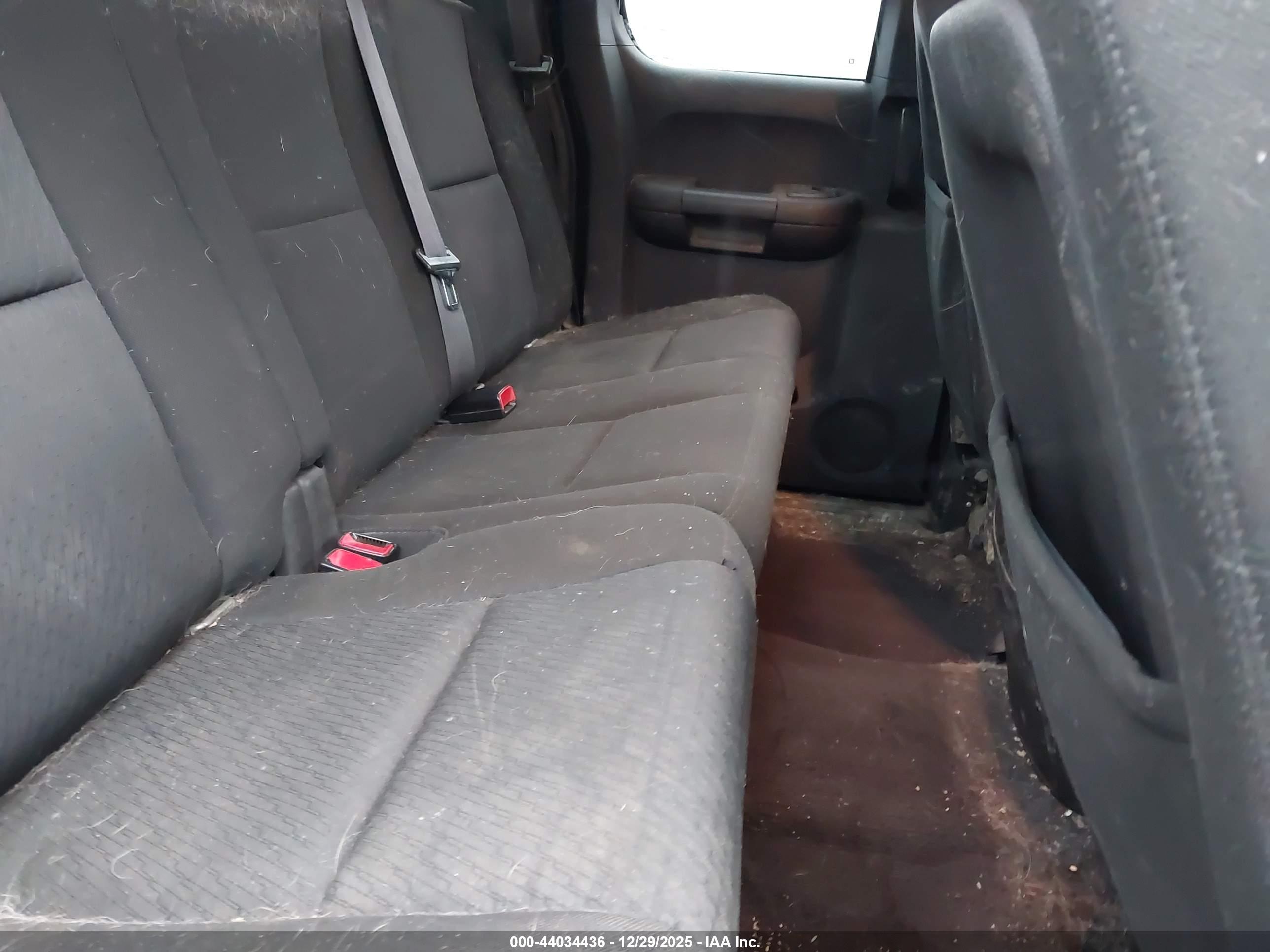 GMC SIERRA image 8