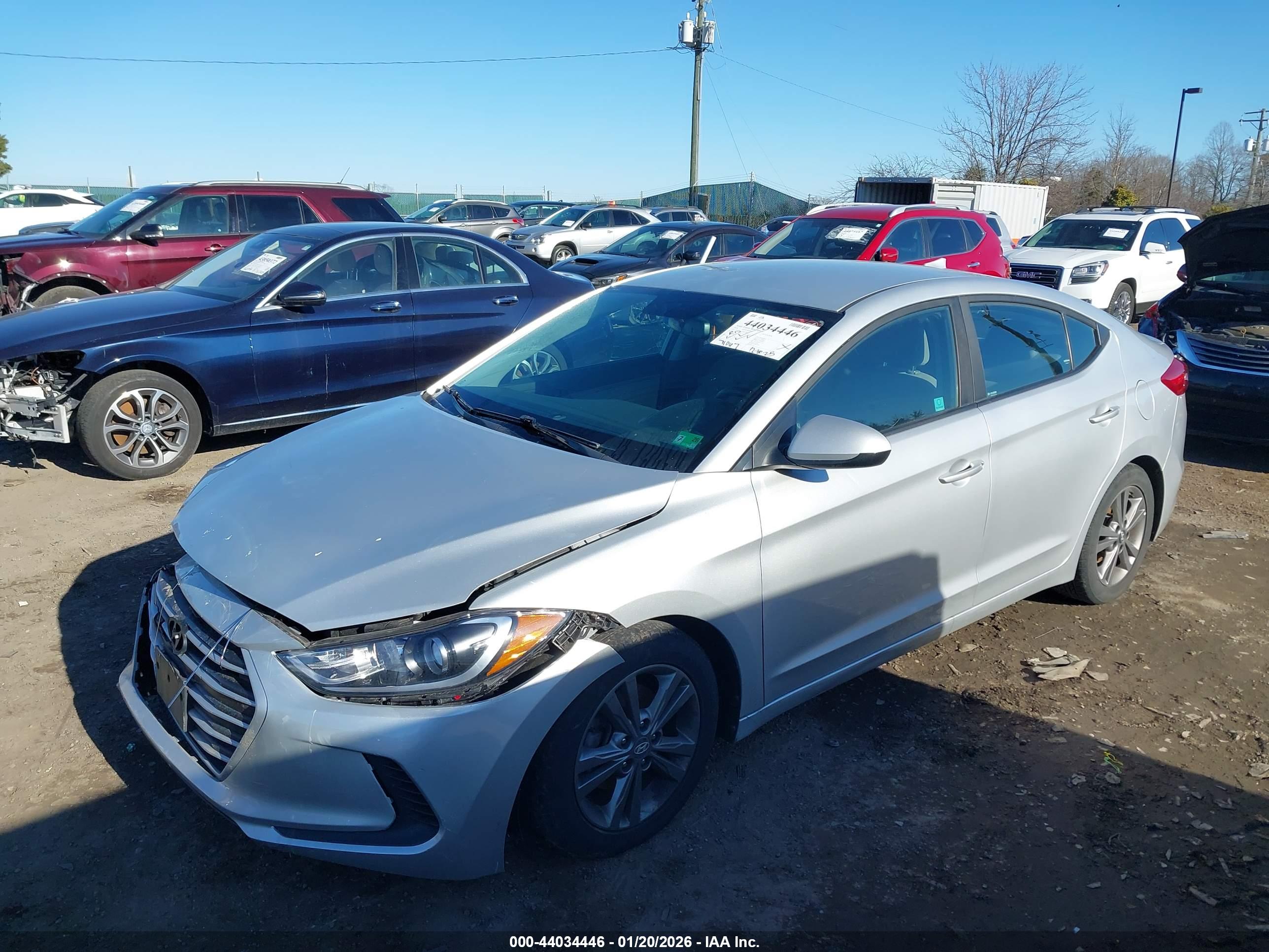 HYUNDAI ELANTRA image 2