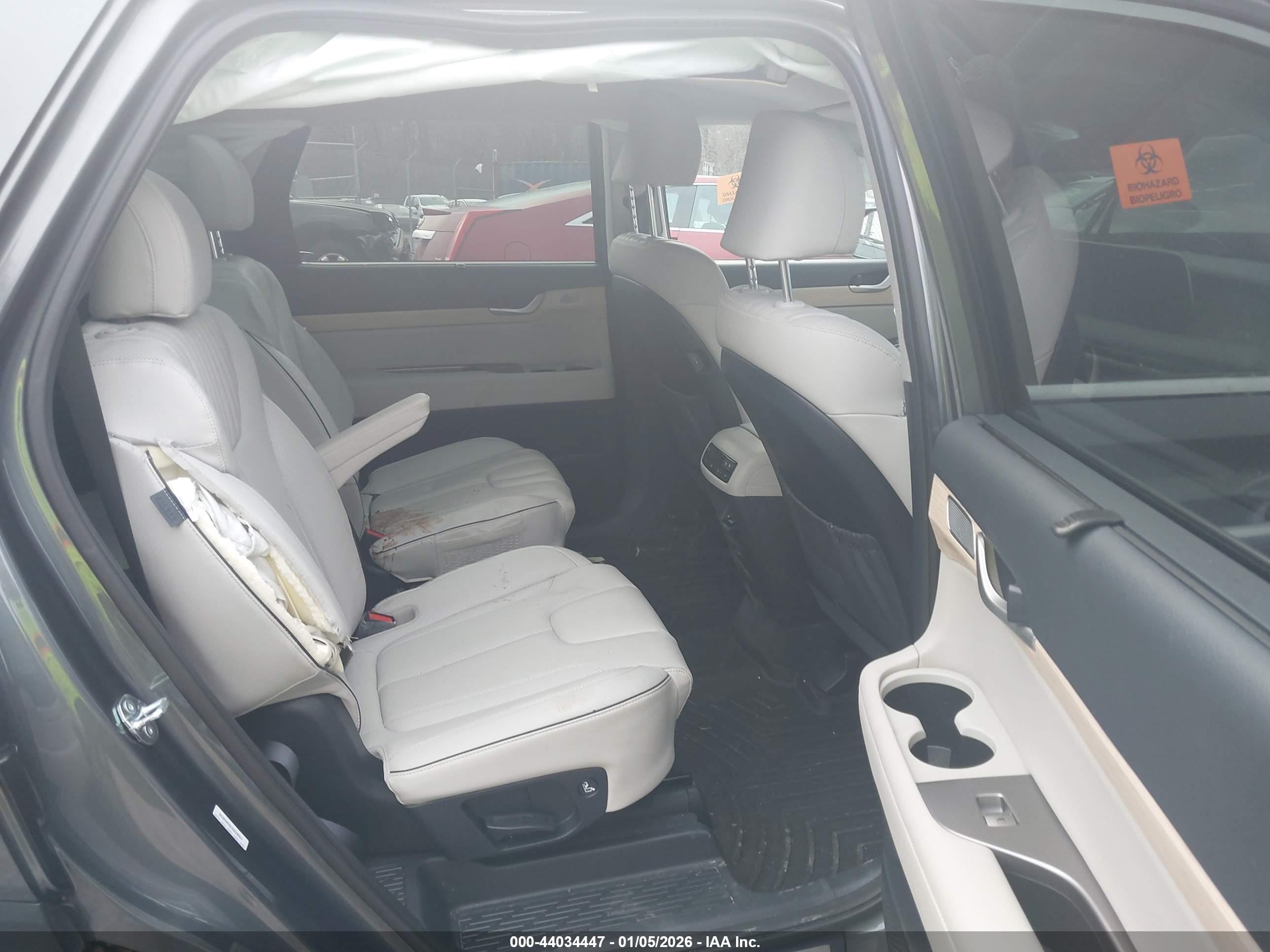 HYUNDAI PALISADE image 8
