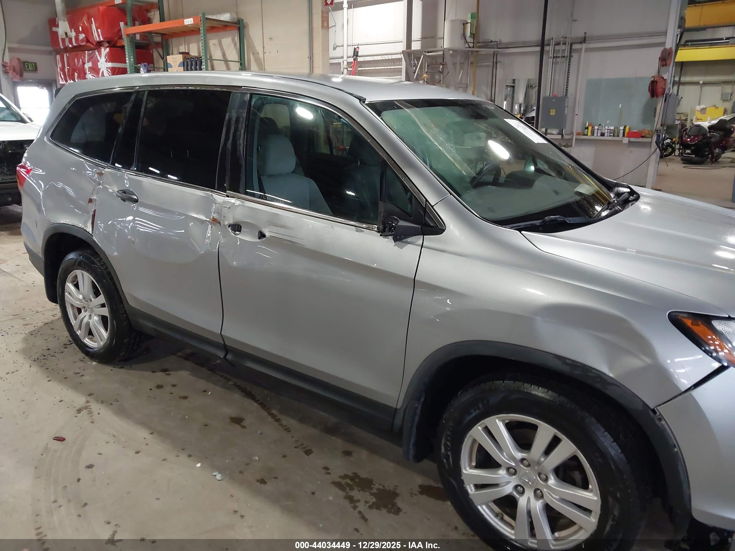HONDA PILOT image 6