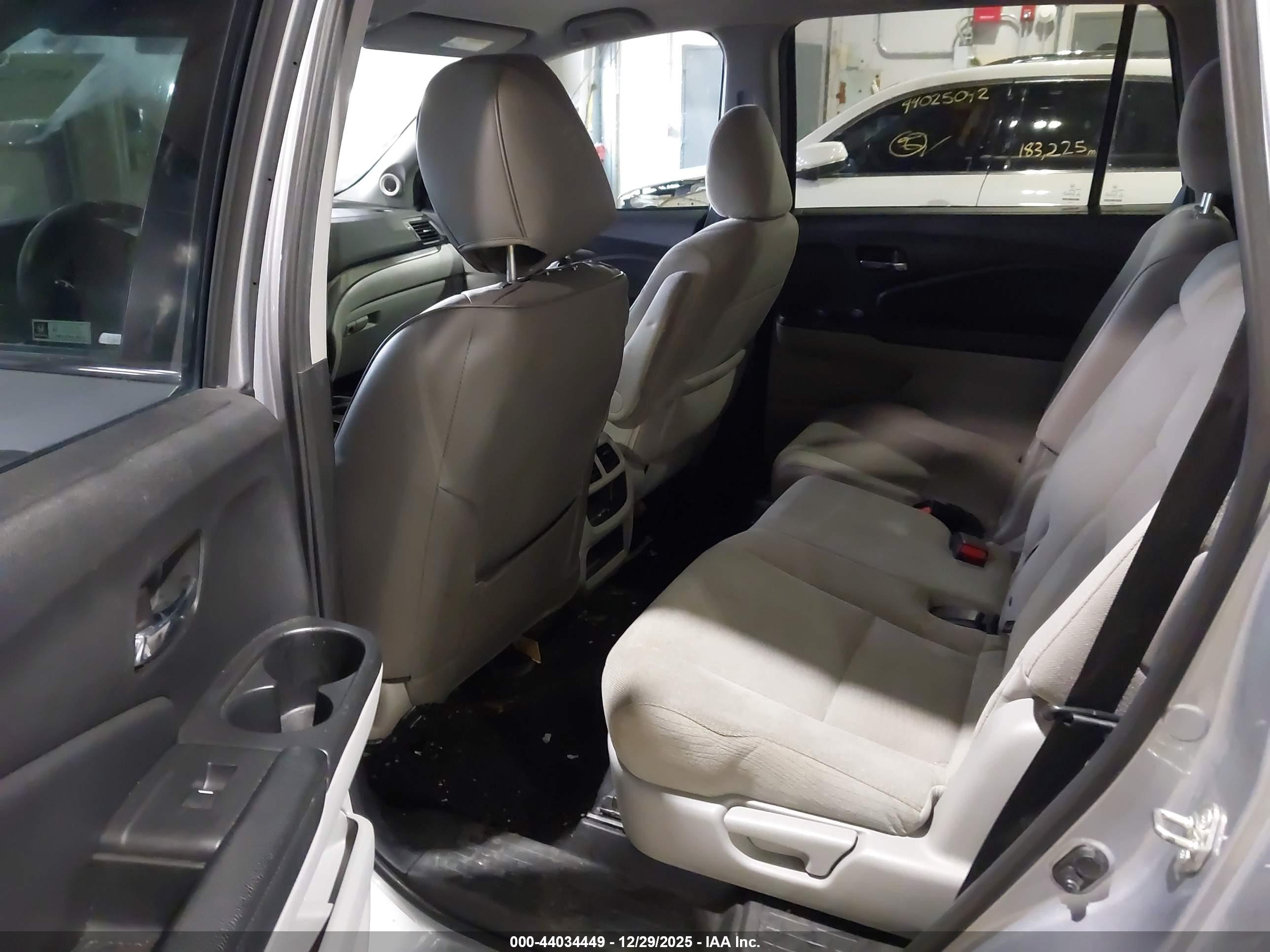 HONDA PILOT image 8