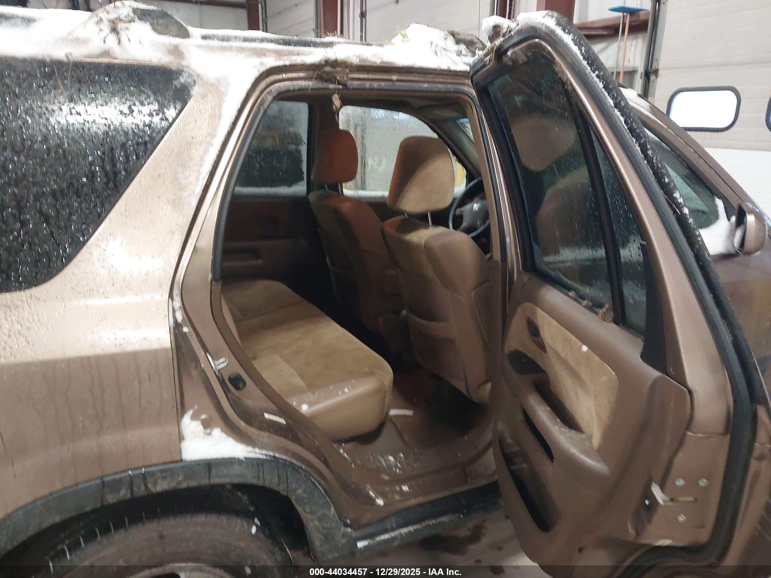 HONDA CR-V image 8