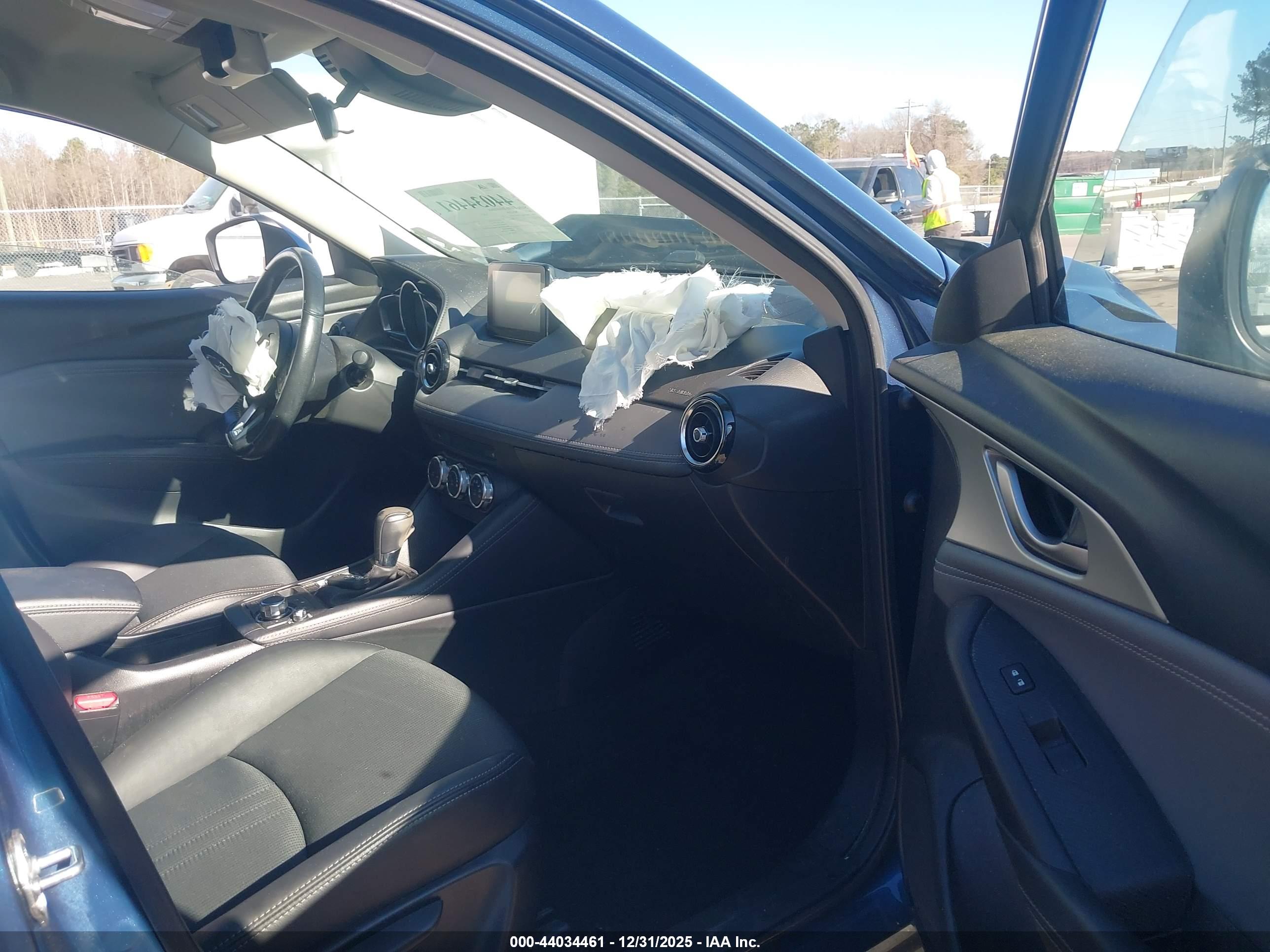 MAZDA CX-3 image 5