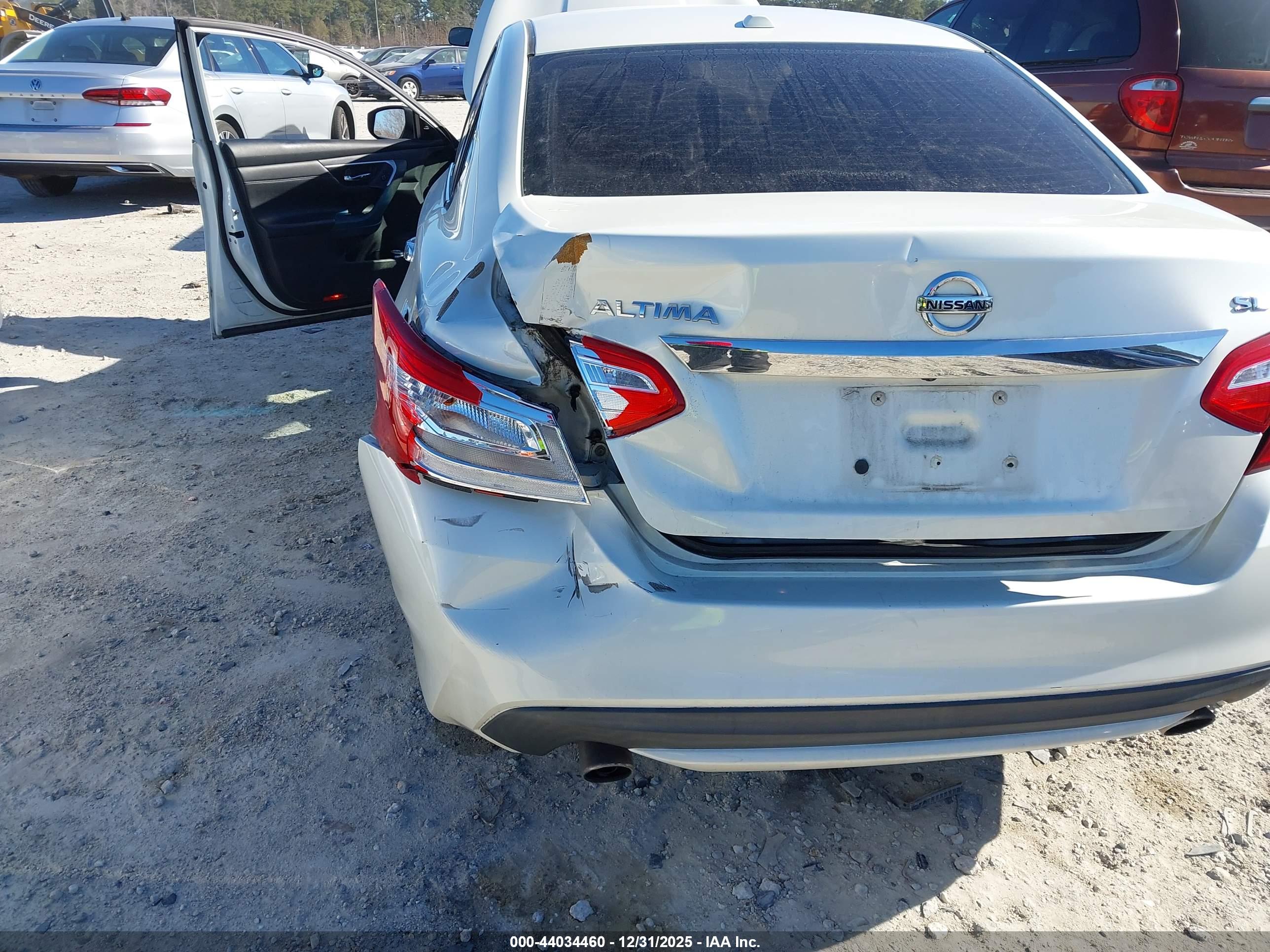 NISSAN ALTIMA image 6