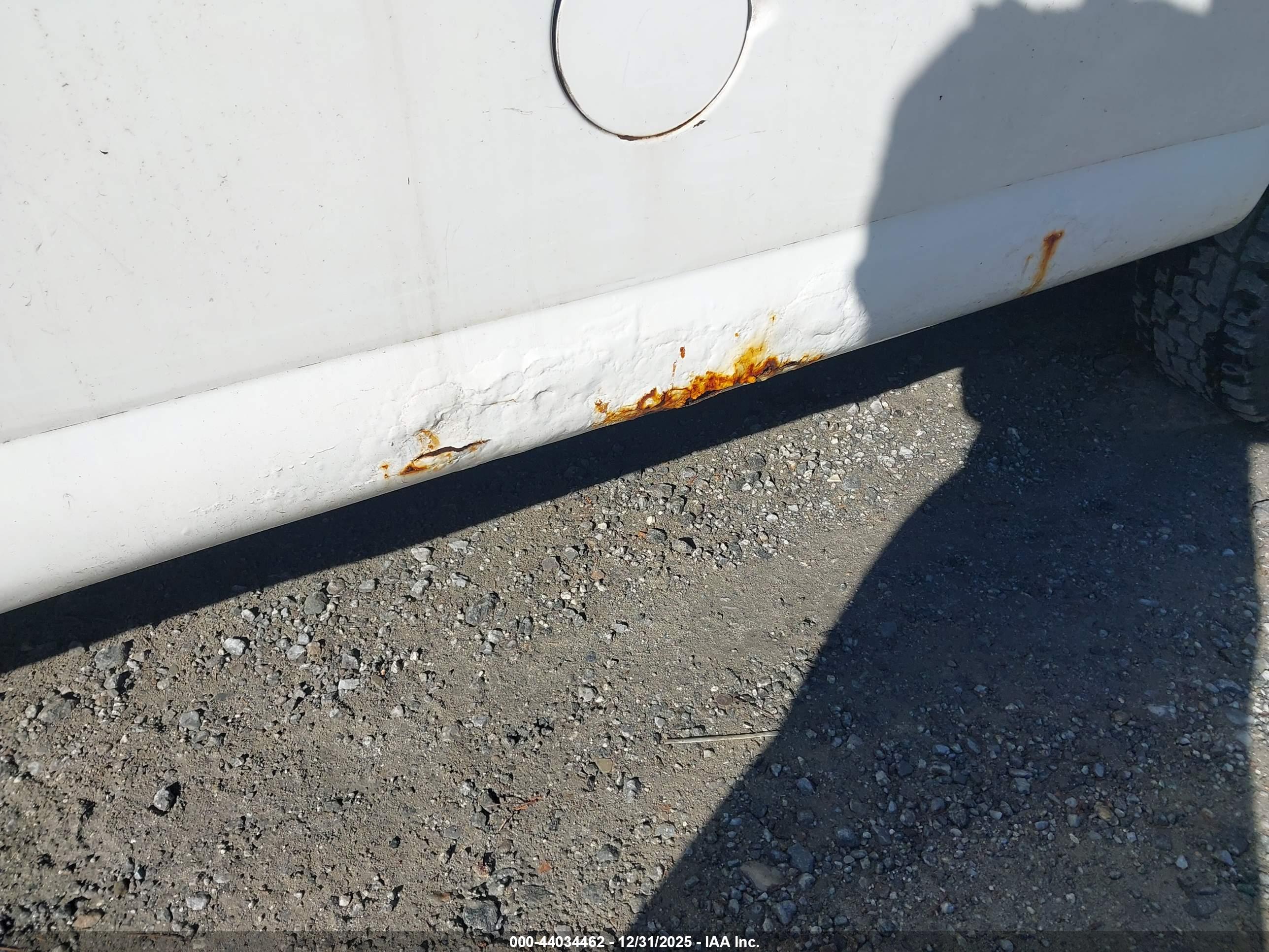 CHEVROLET EXPRESS image 6