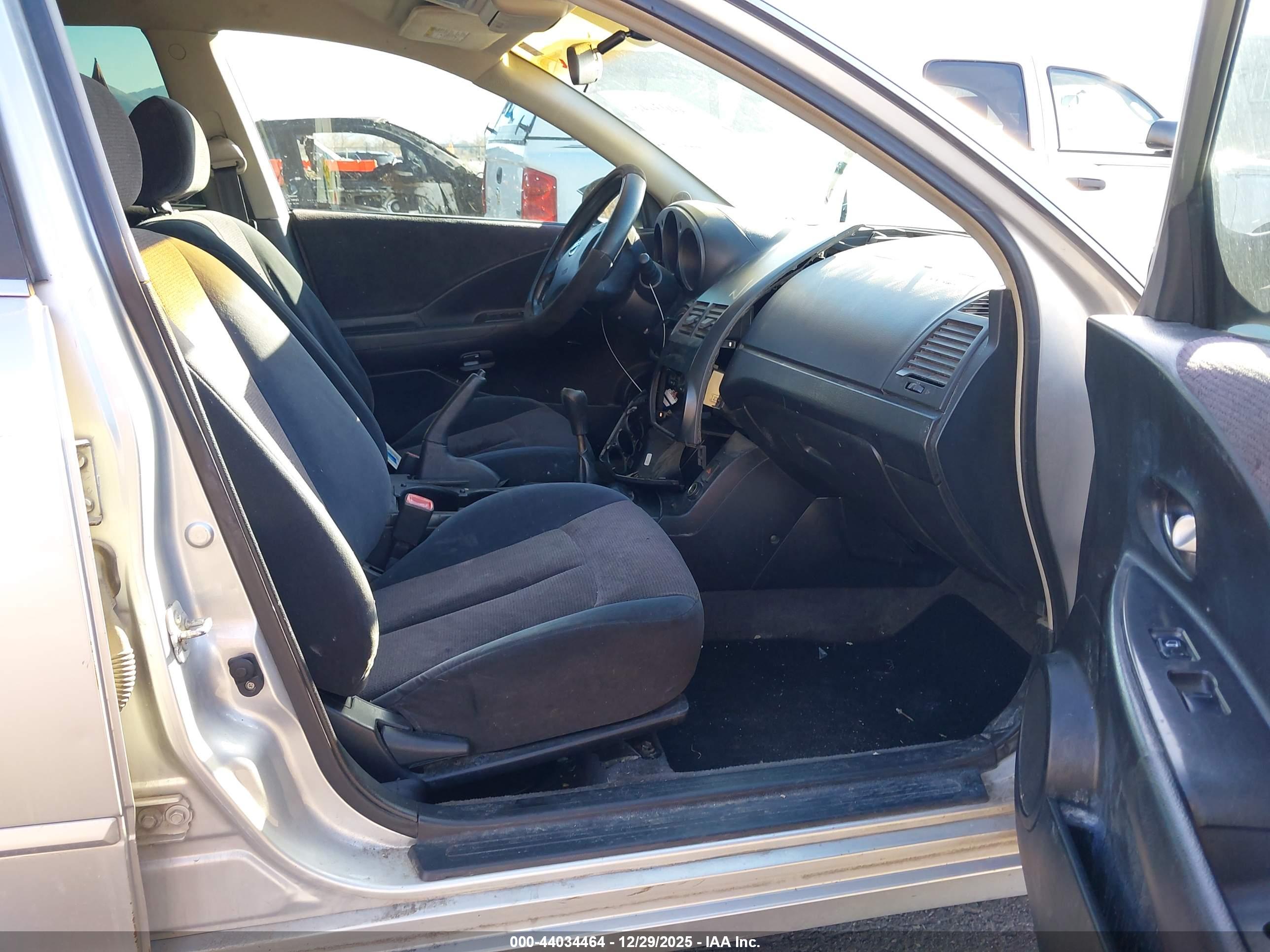 NISSAN ALTIMA image 5