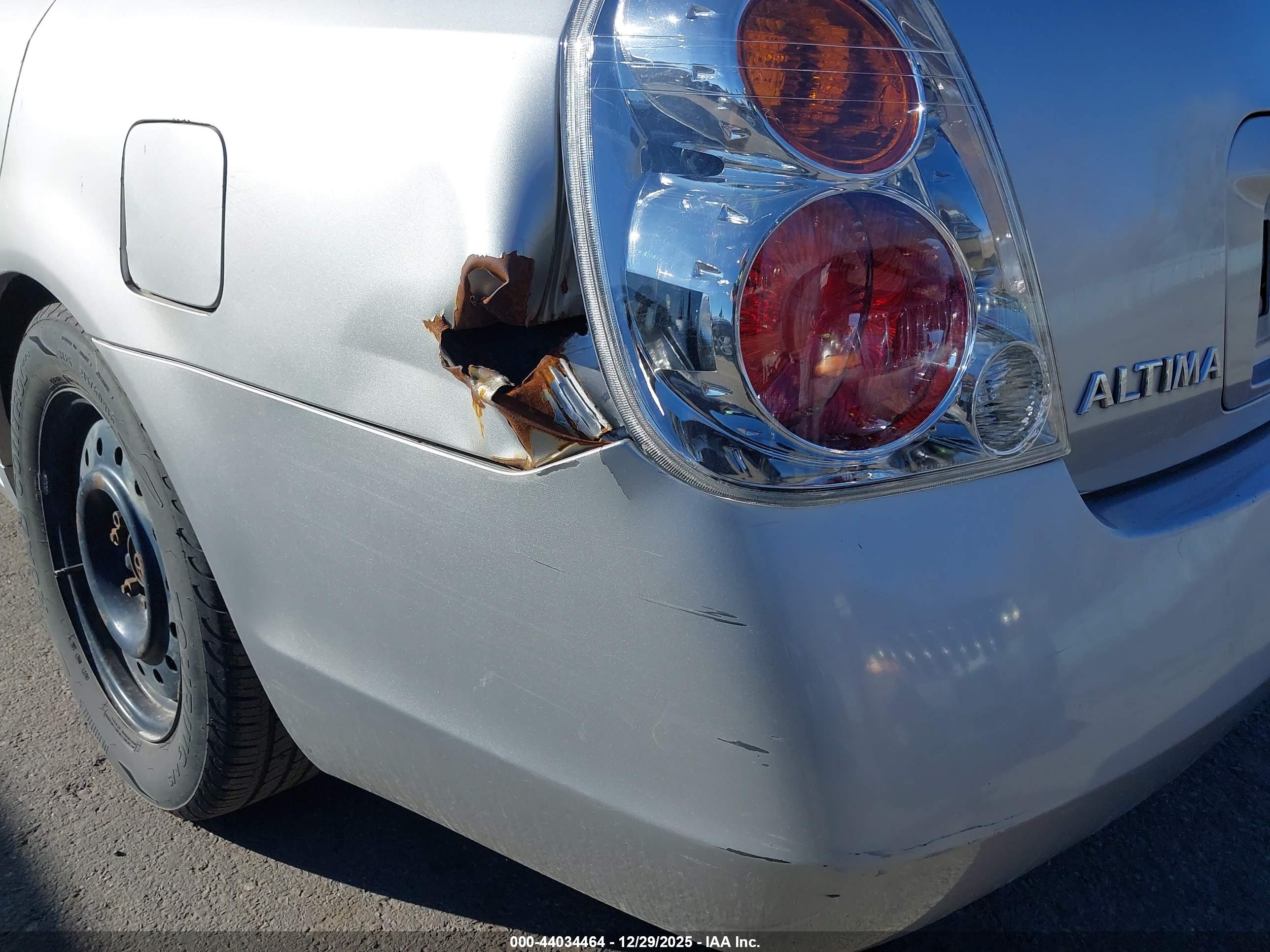 NISSAN ALTIMA image 6