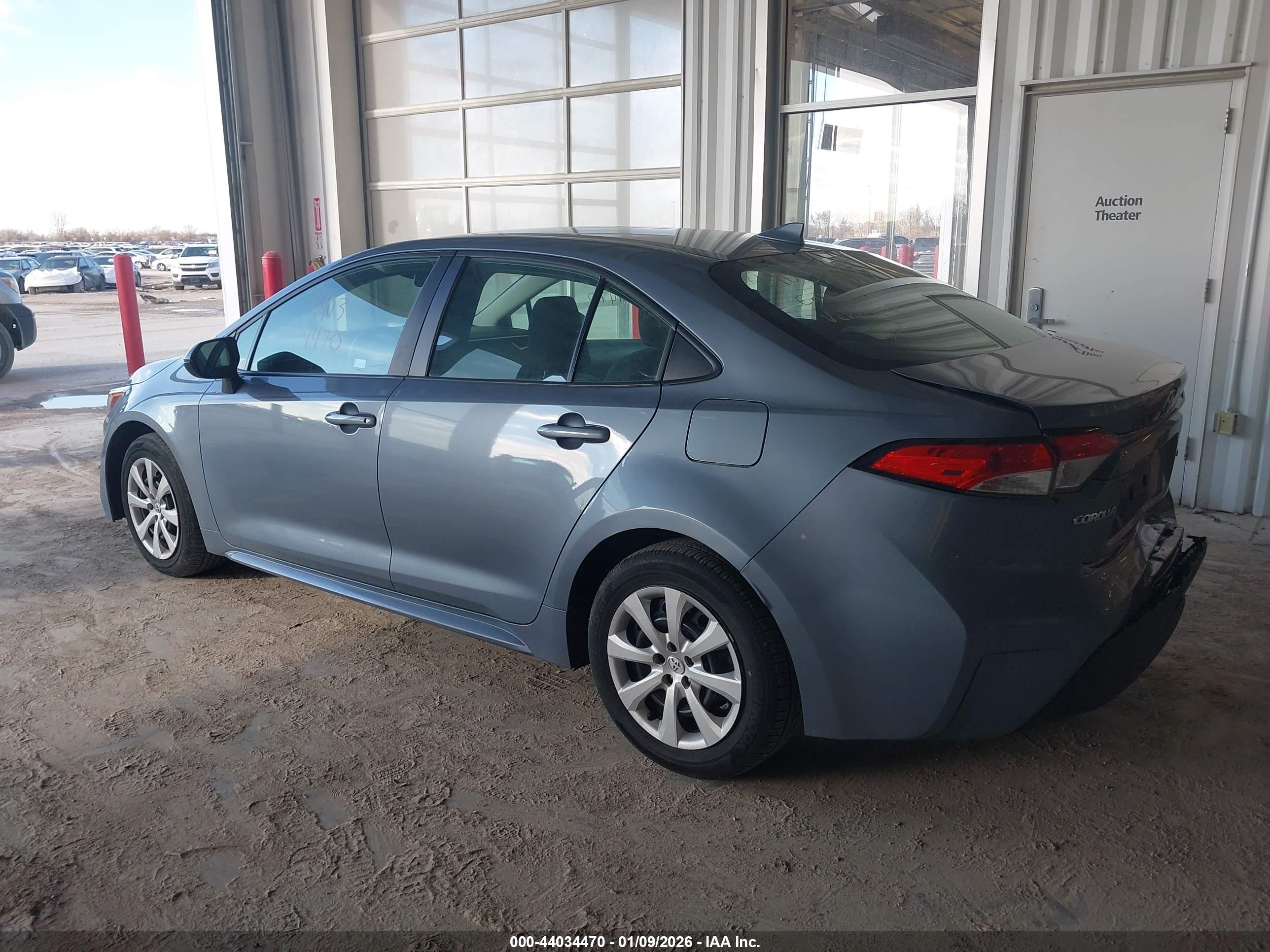 TOYOTA COROLLA image 3