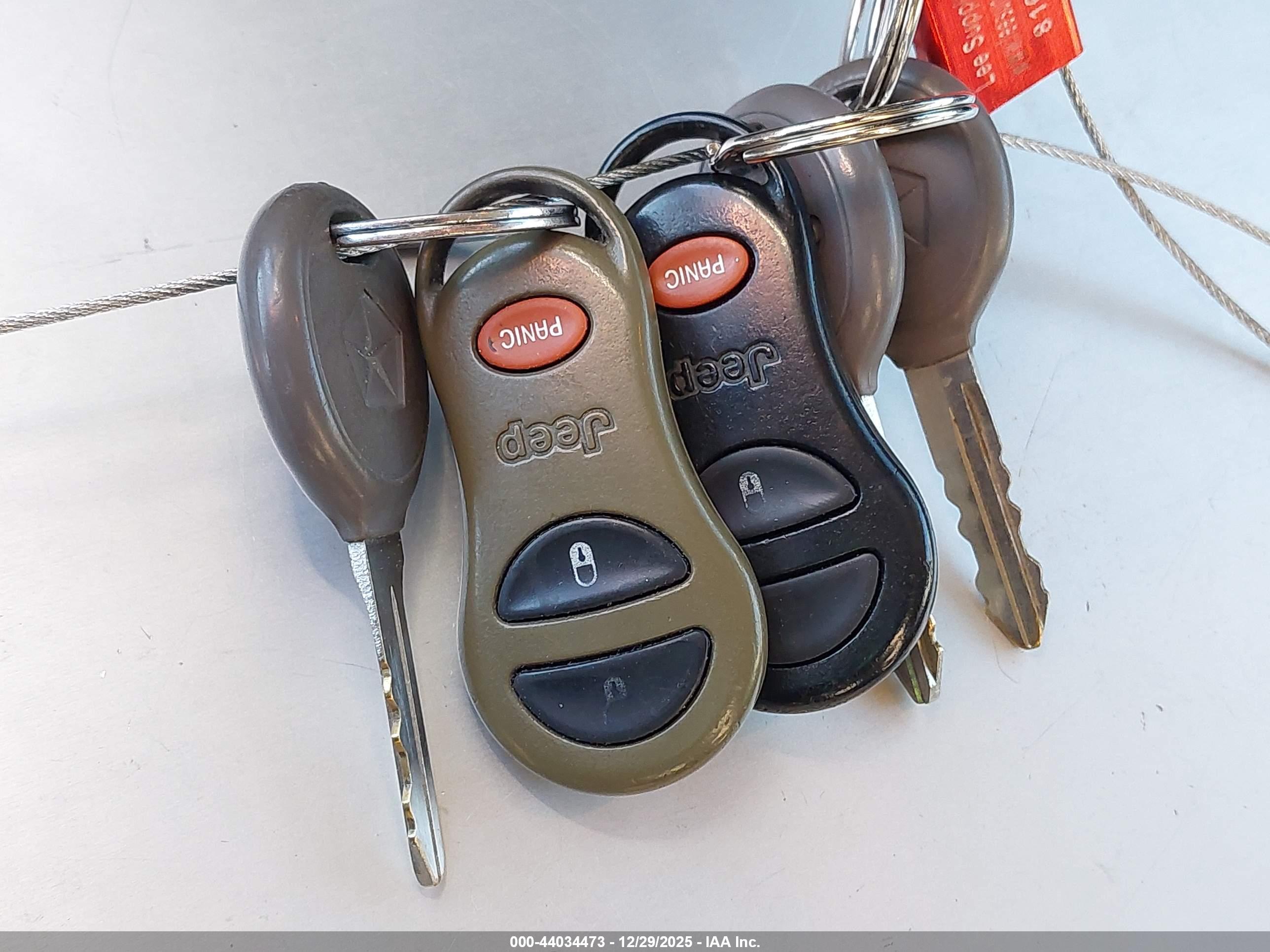 JEEP GRAND image 11