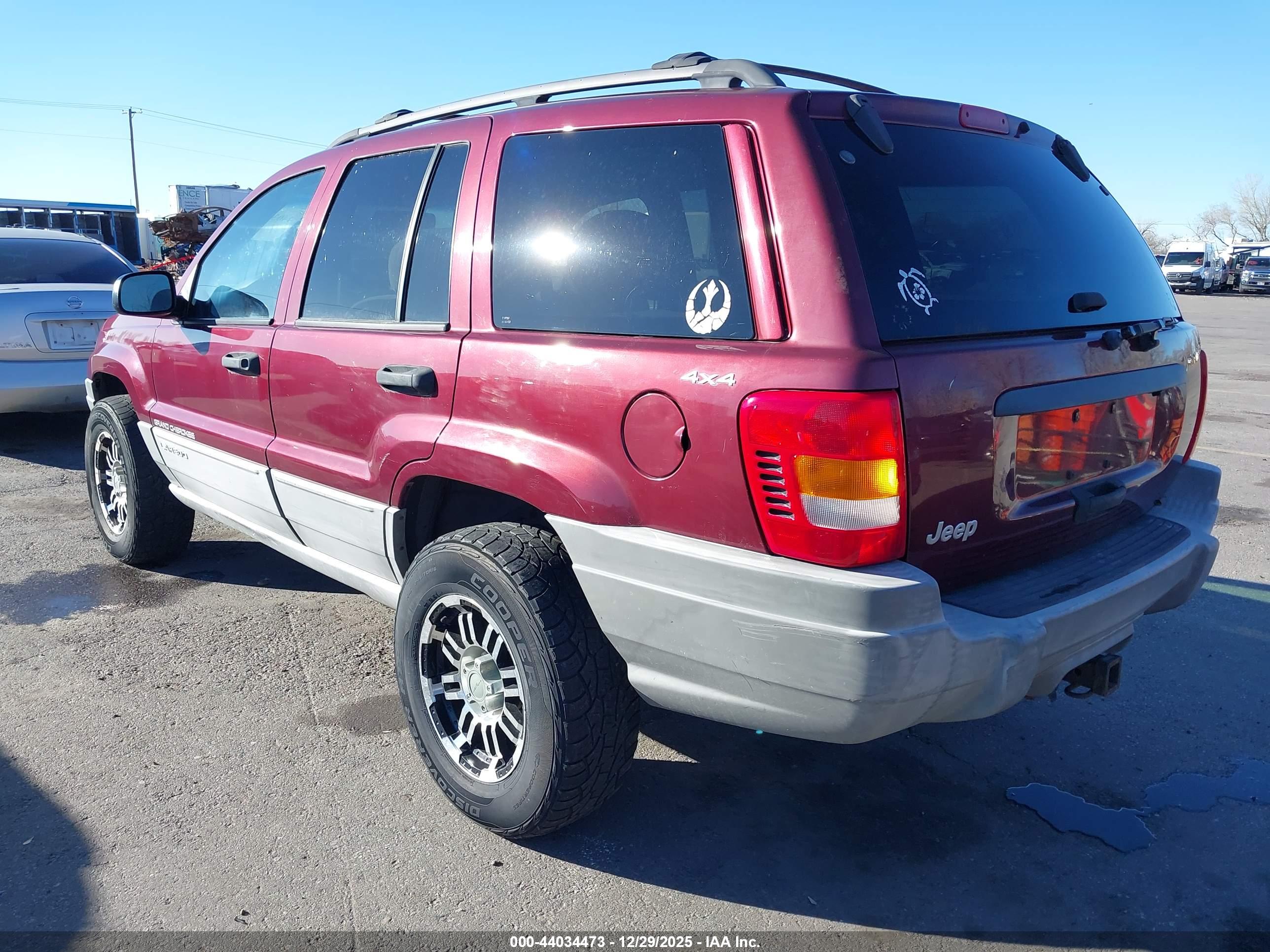 JEEP GRAND image 3