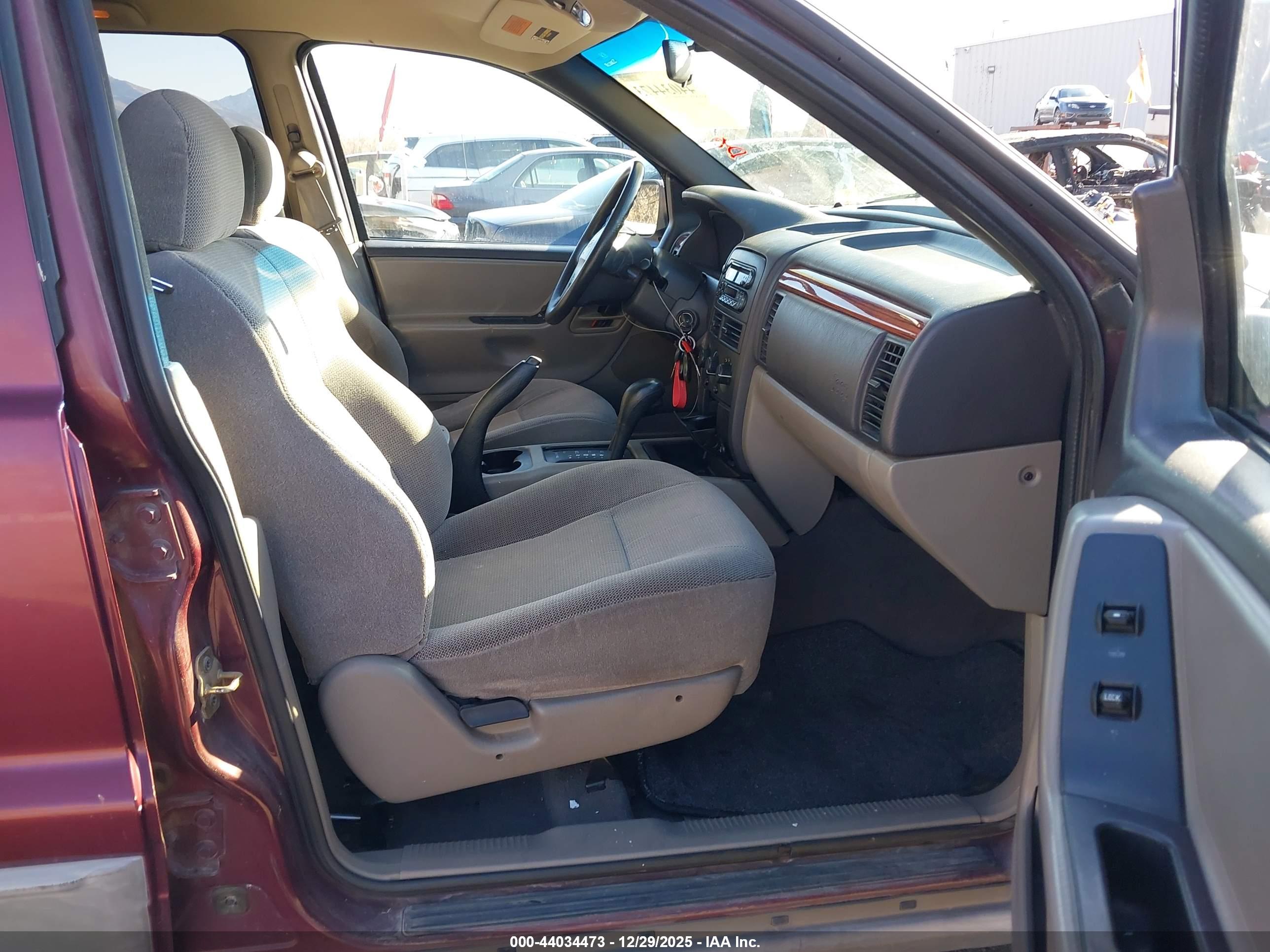 JEEP GRAND image 5