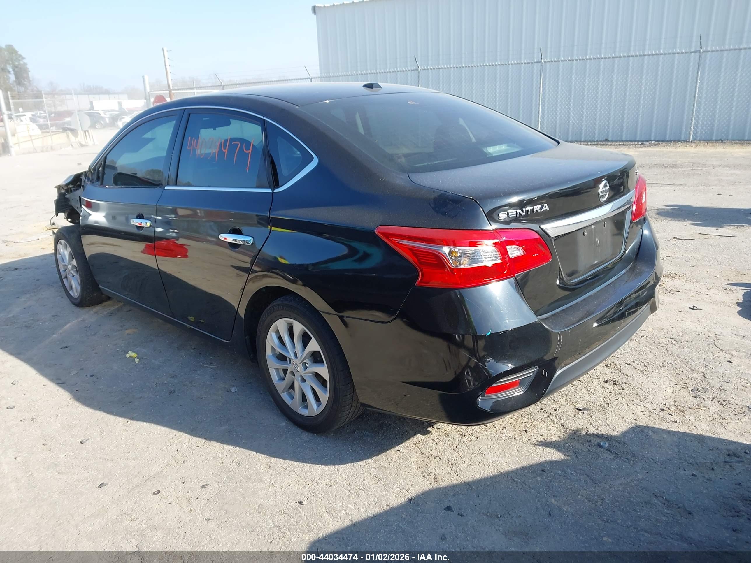 NISSAN SENTRA image 3