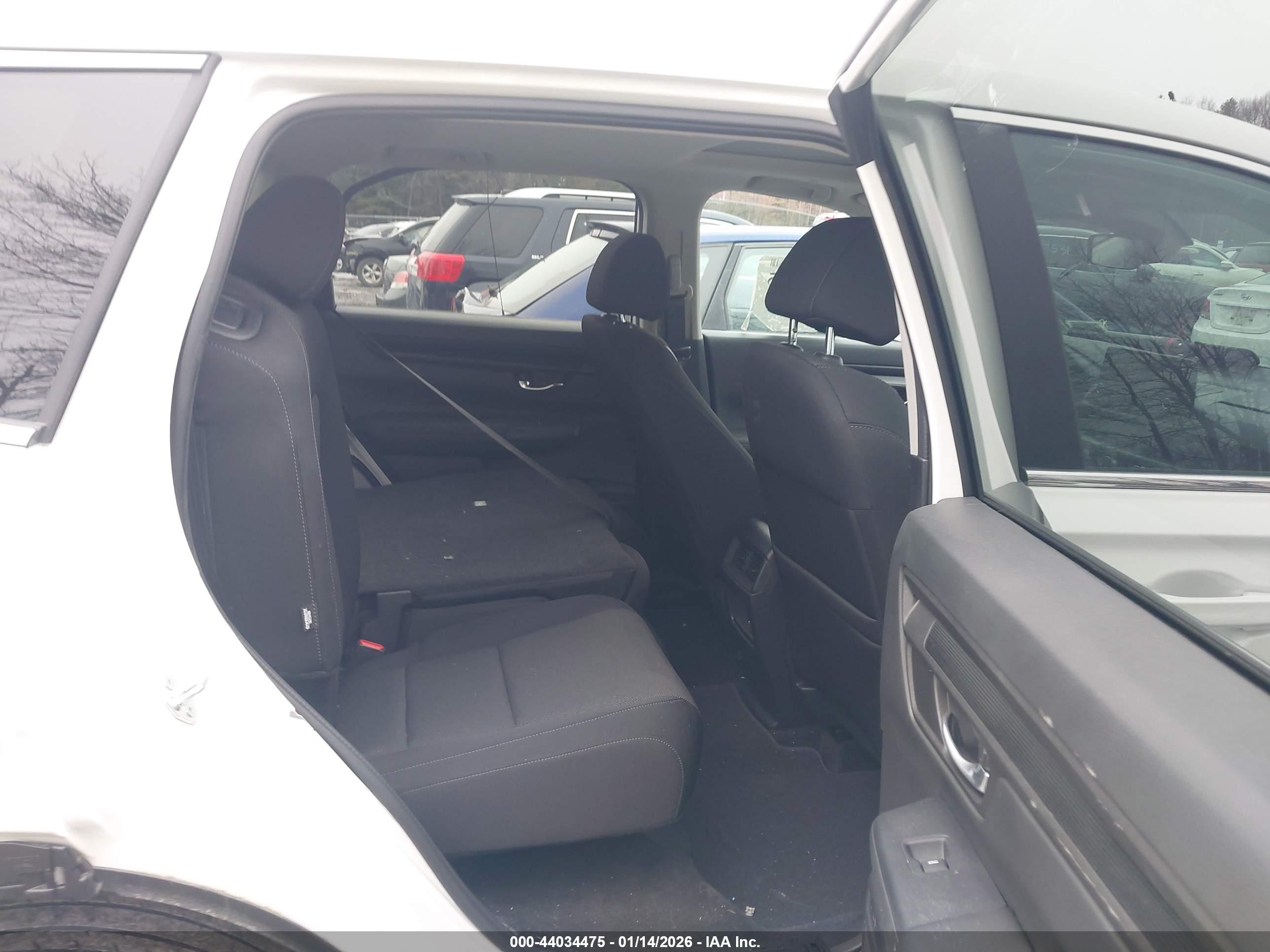 HONDA CR-V image 8