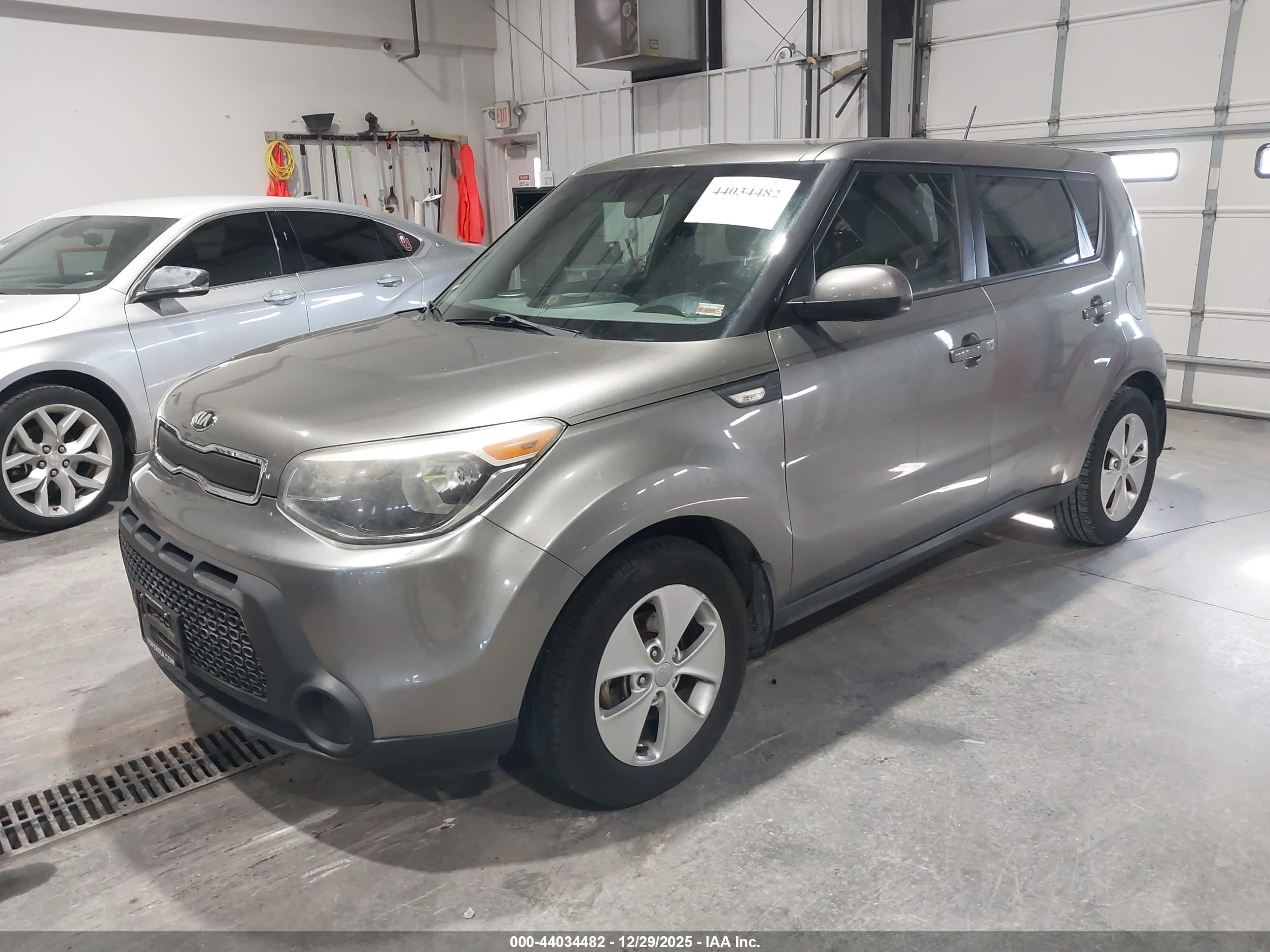 KIA SOUL image 2