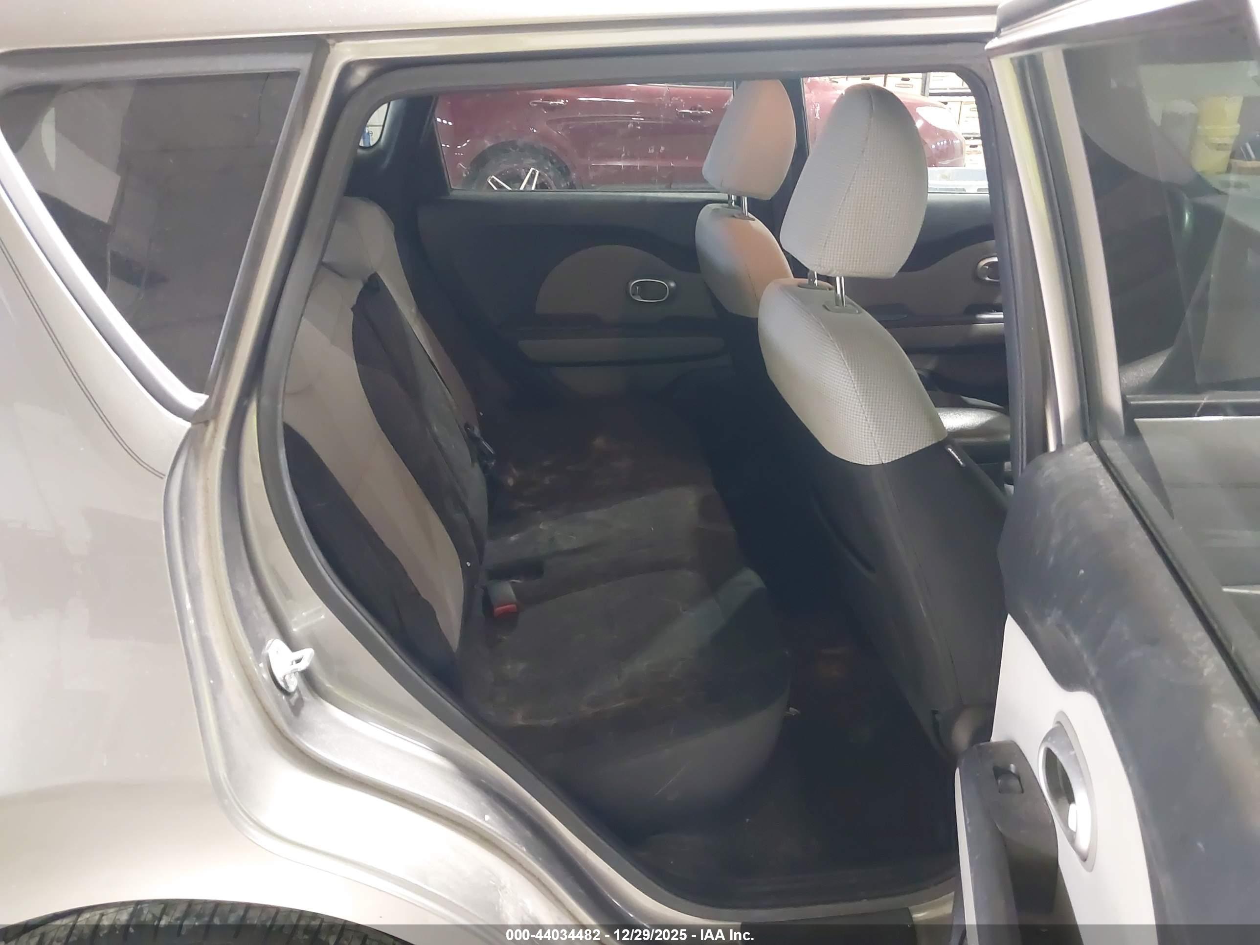 KIA SOUL image 8