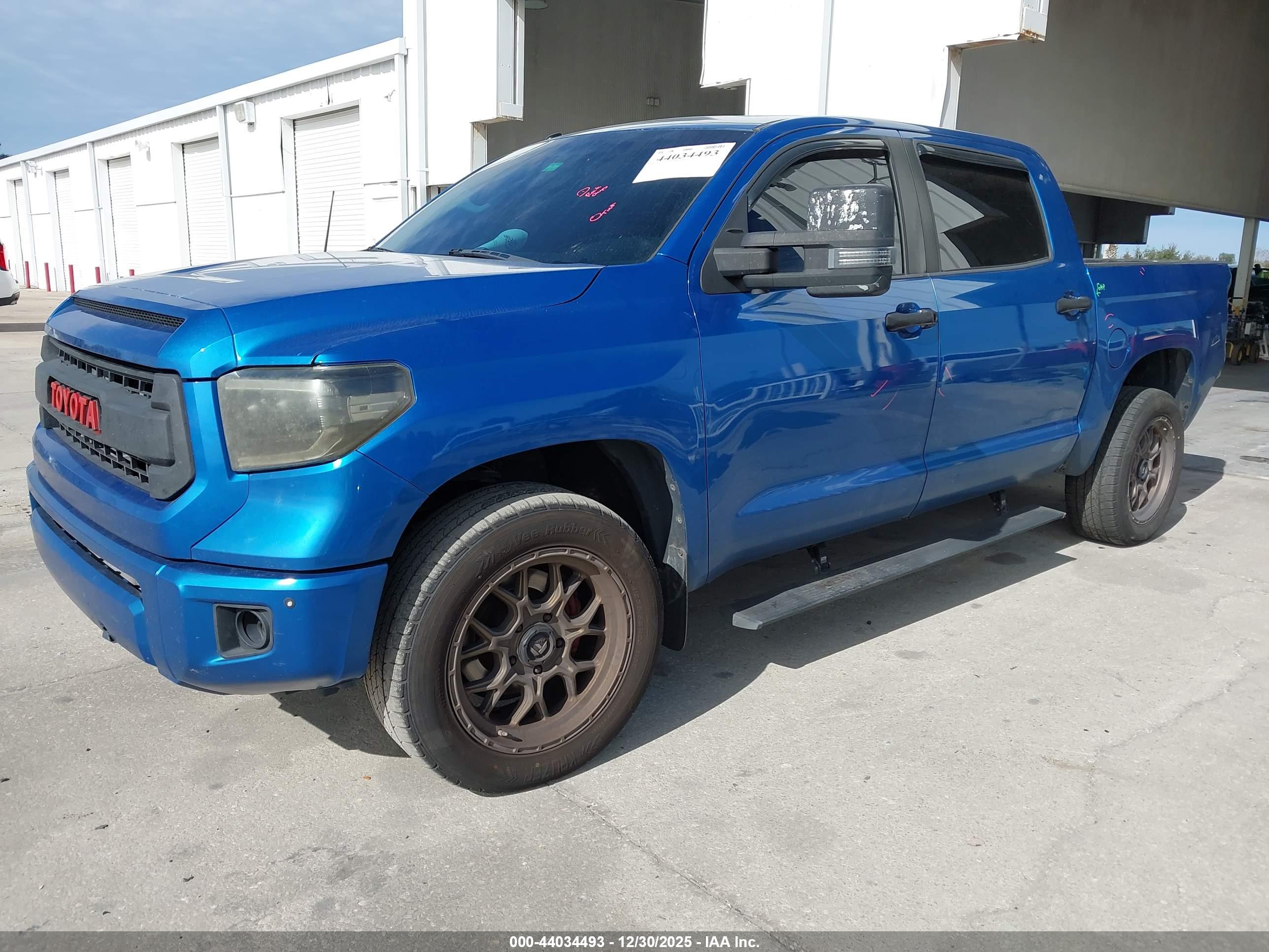 TOYOTA TUNDRA image 2