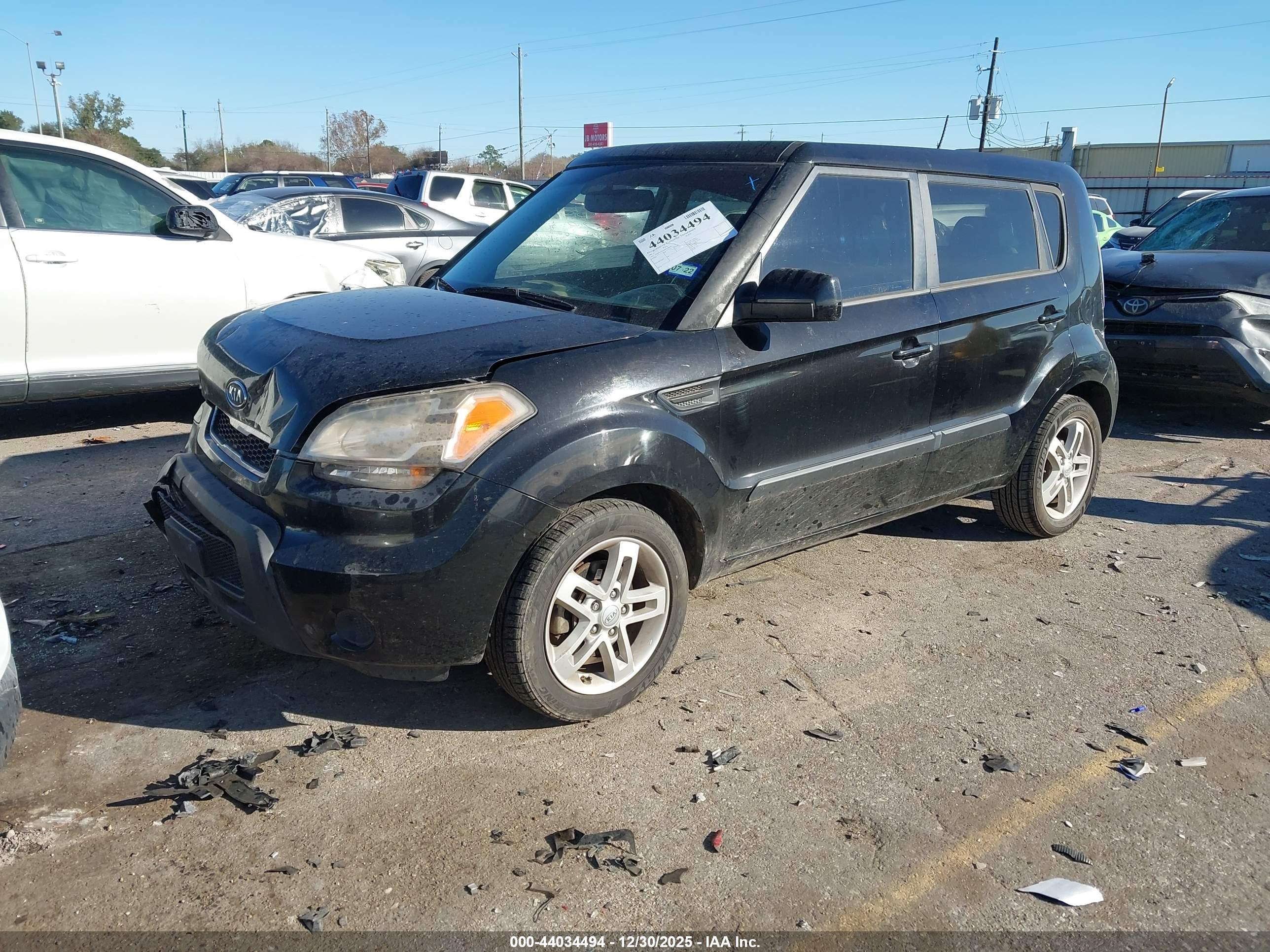 KIA SOUL image 2