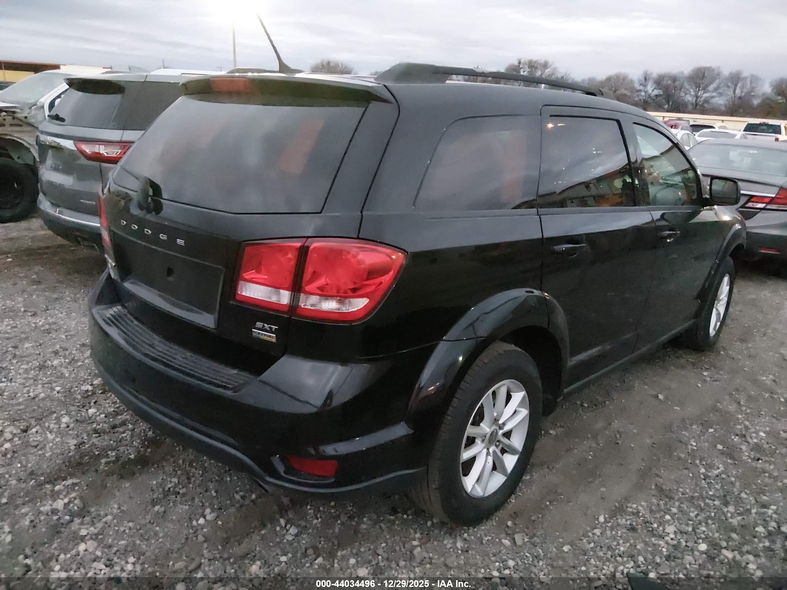 DODGE JOURNEY image 4
