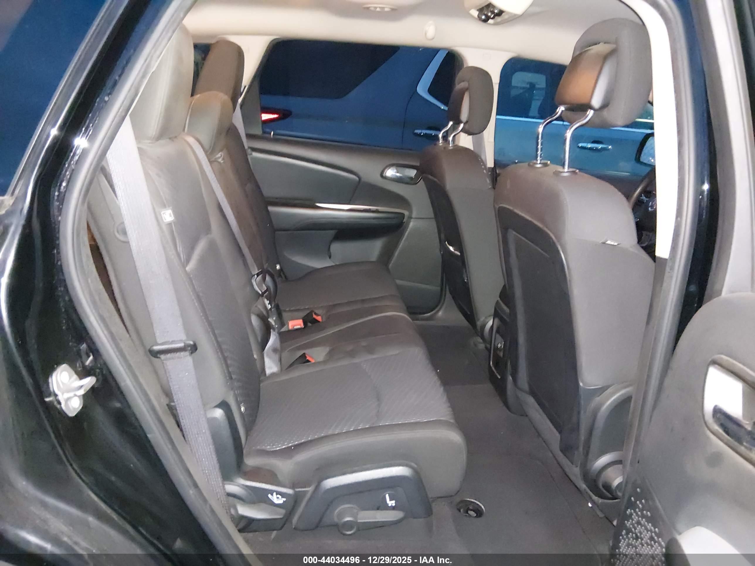 DODGE JOURNEY image 8