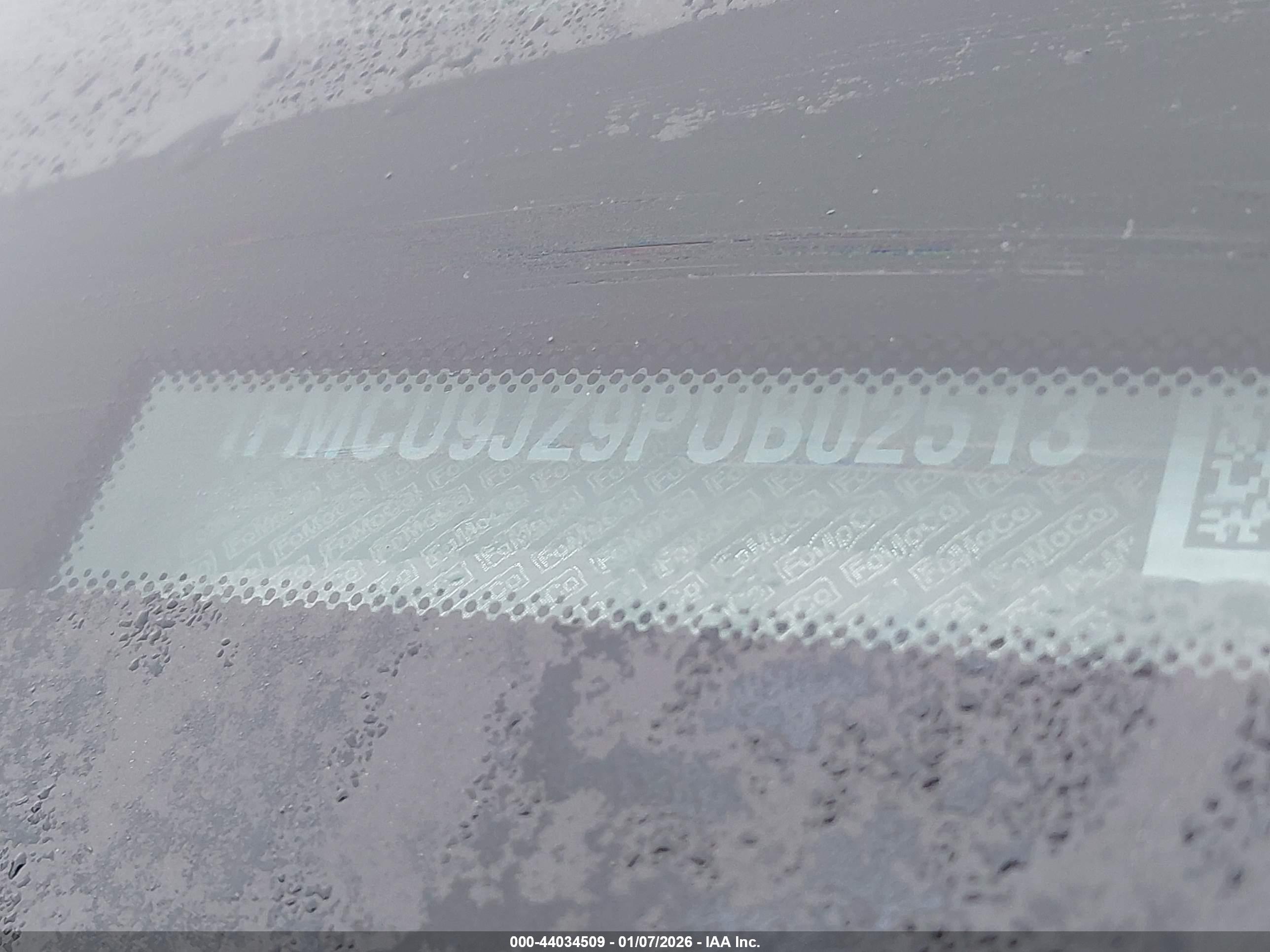 FORD ESCAPE image 9