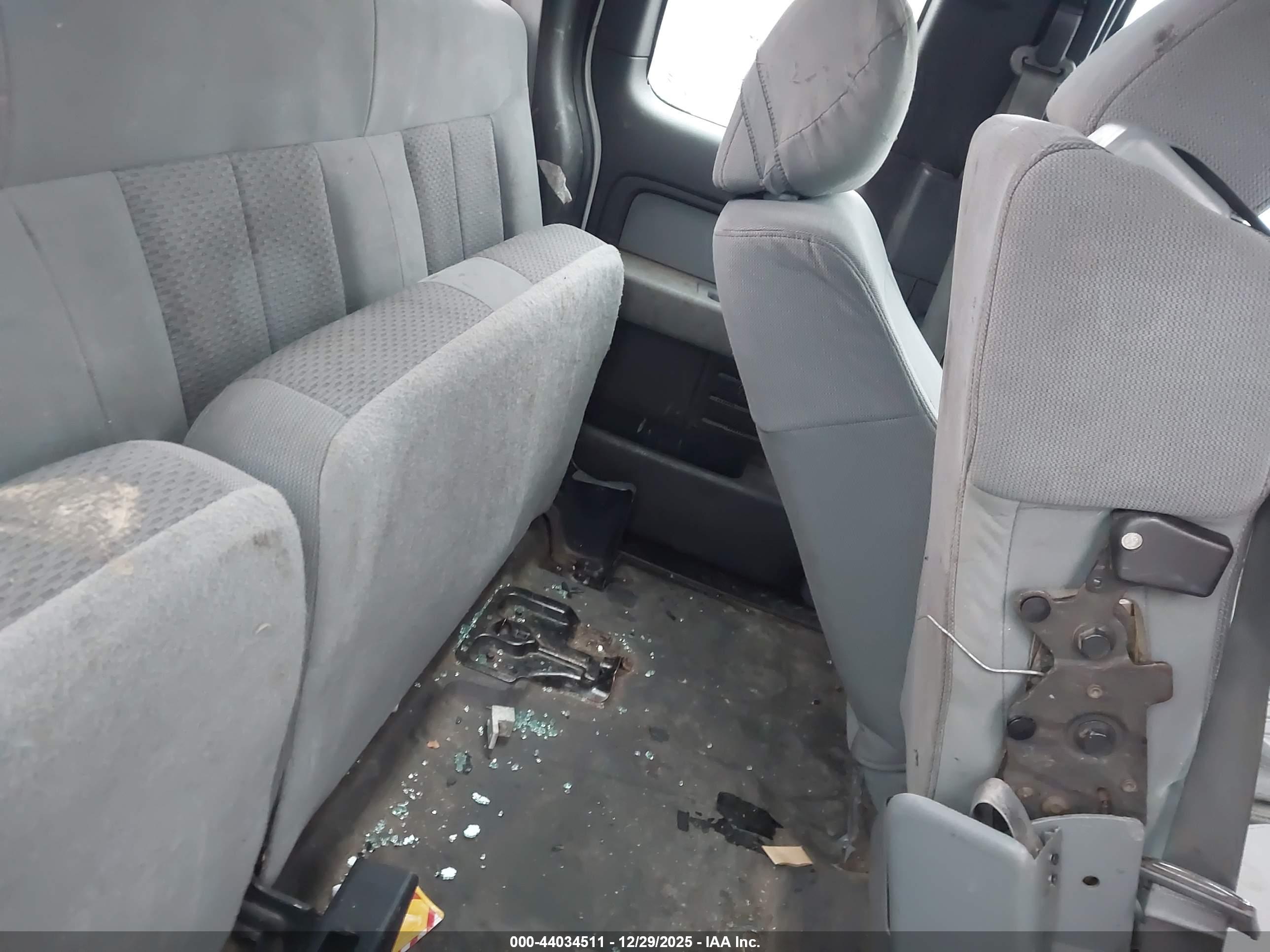FORD F-150 image 8