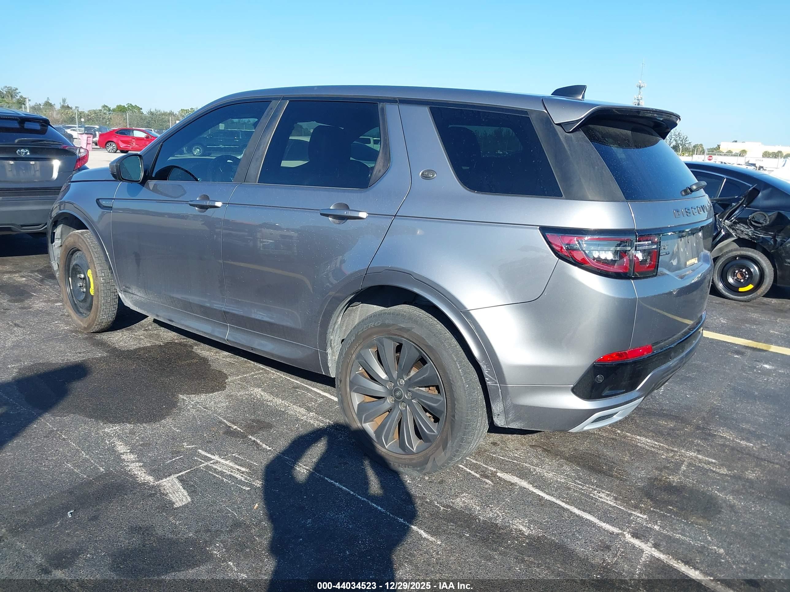 LAND ROVER image 3