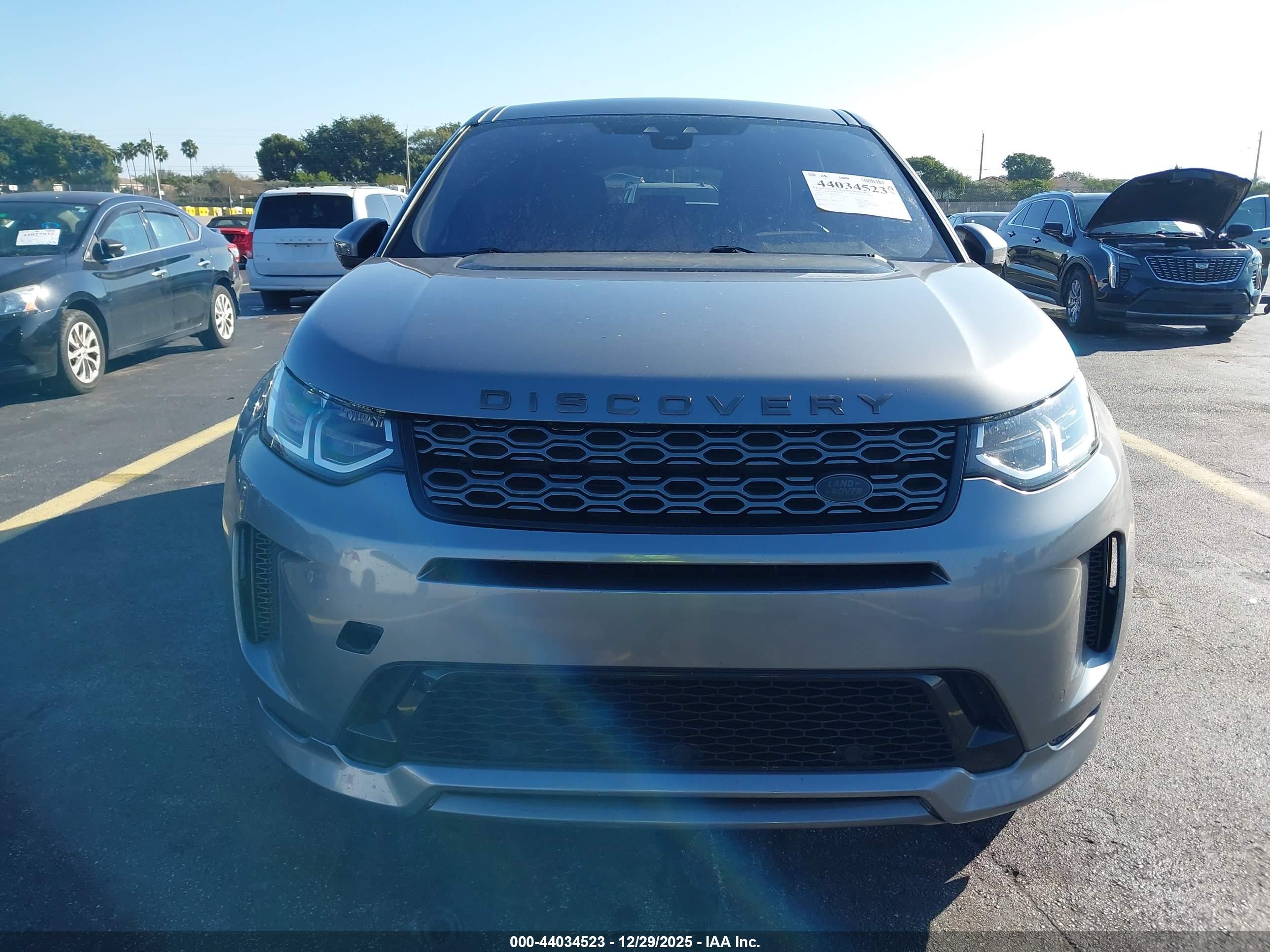 LAND ROVER image 6