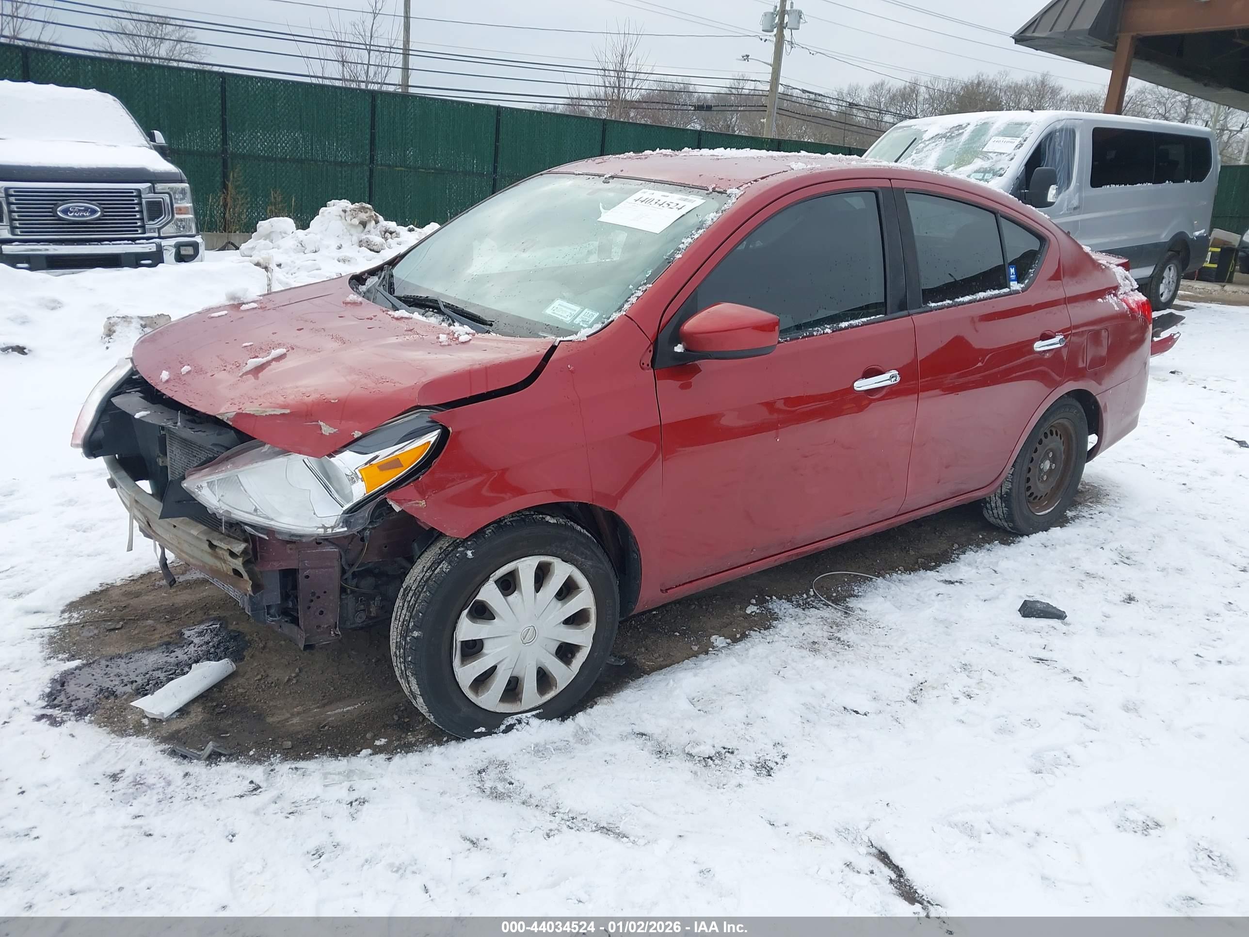 NISSAN VERSA image 2