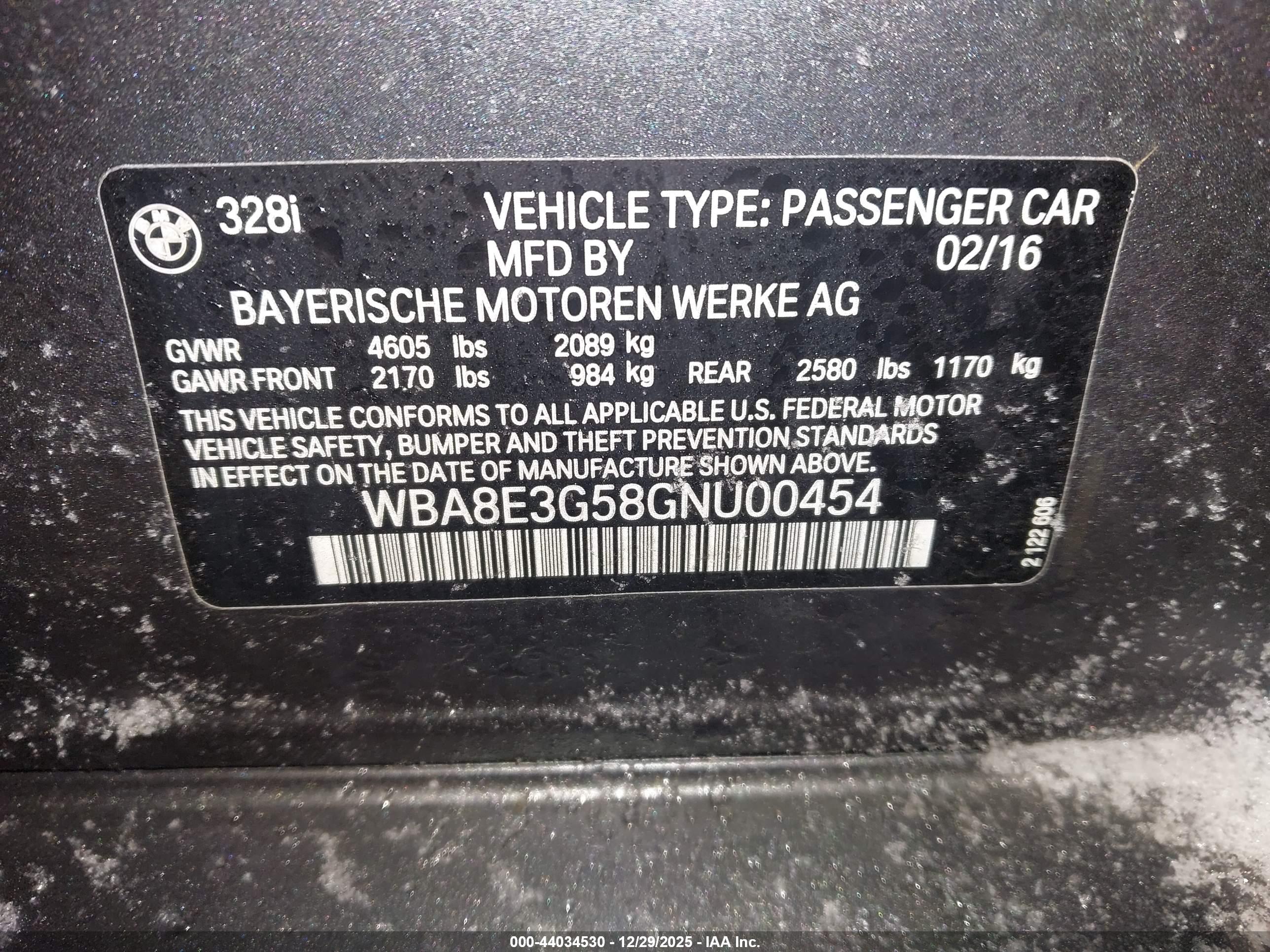 BMW 328I image 9