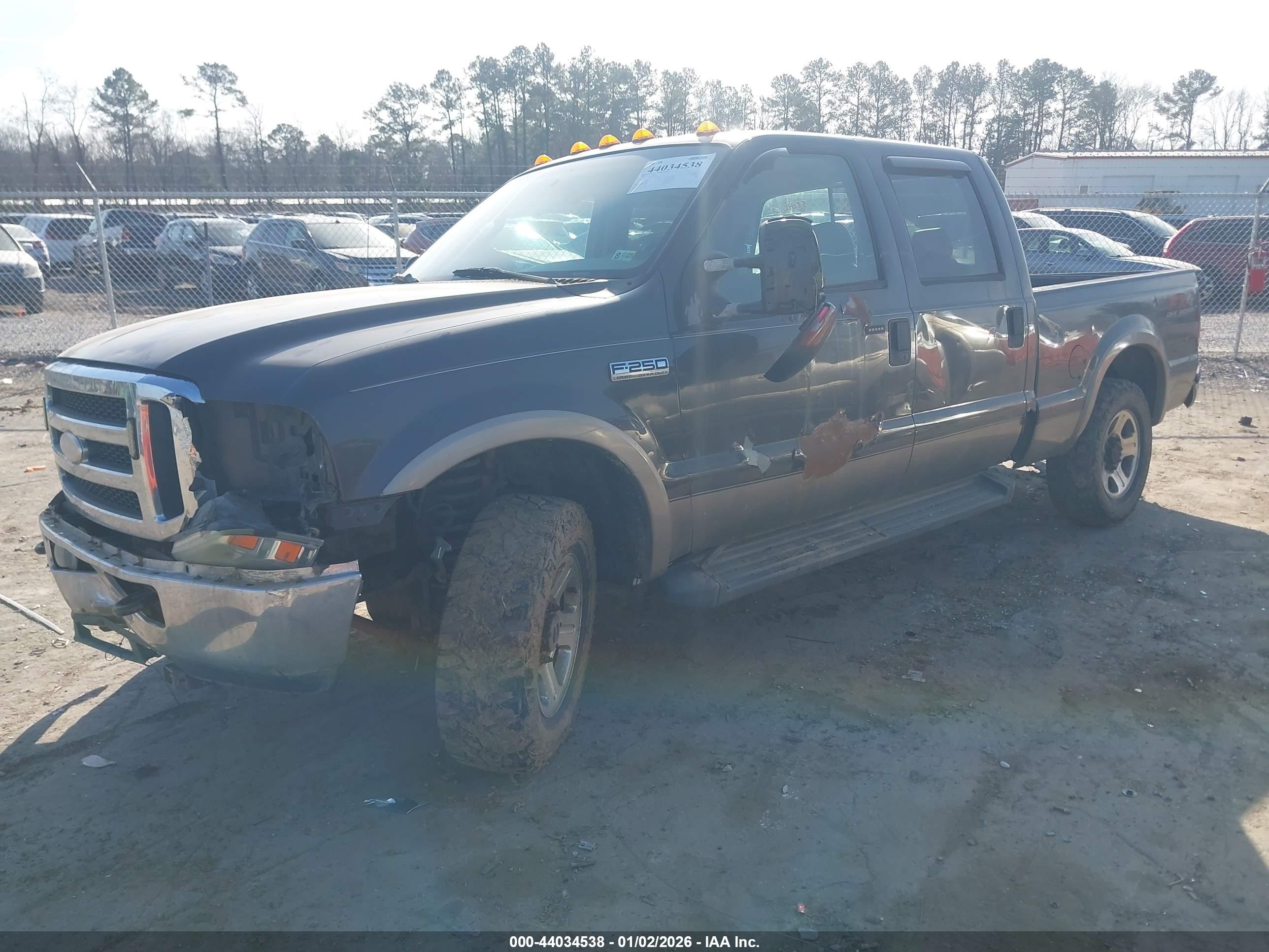 FORD F-250 image 2