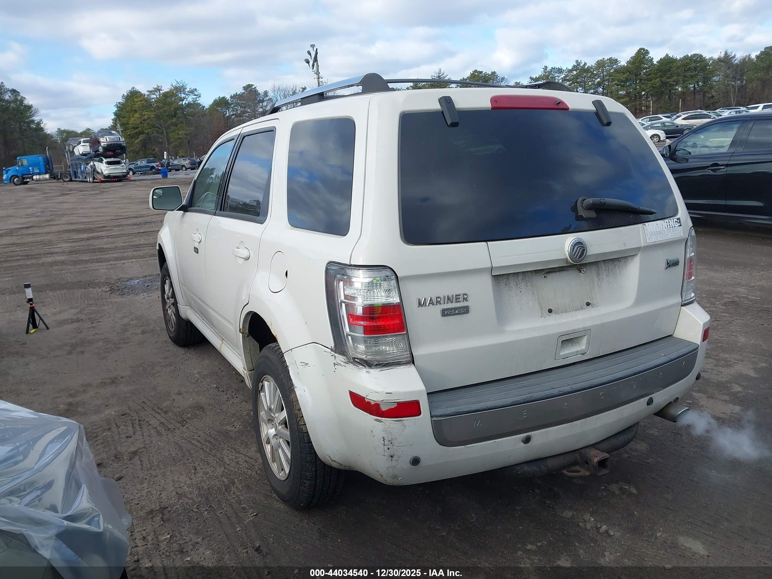 MERCURY MARINER image 3