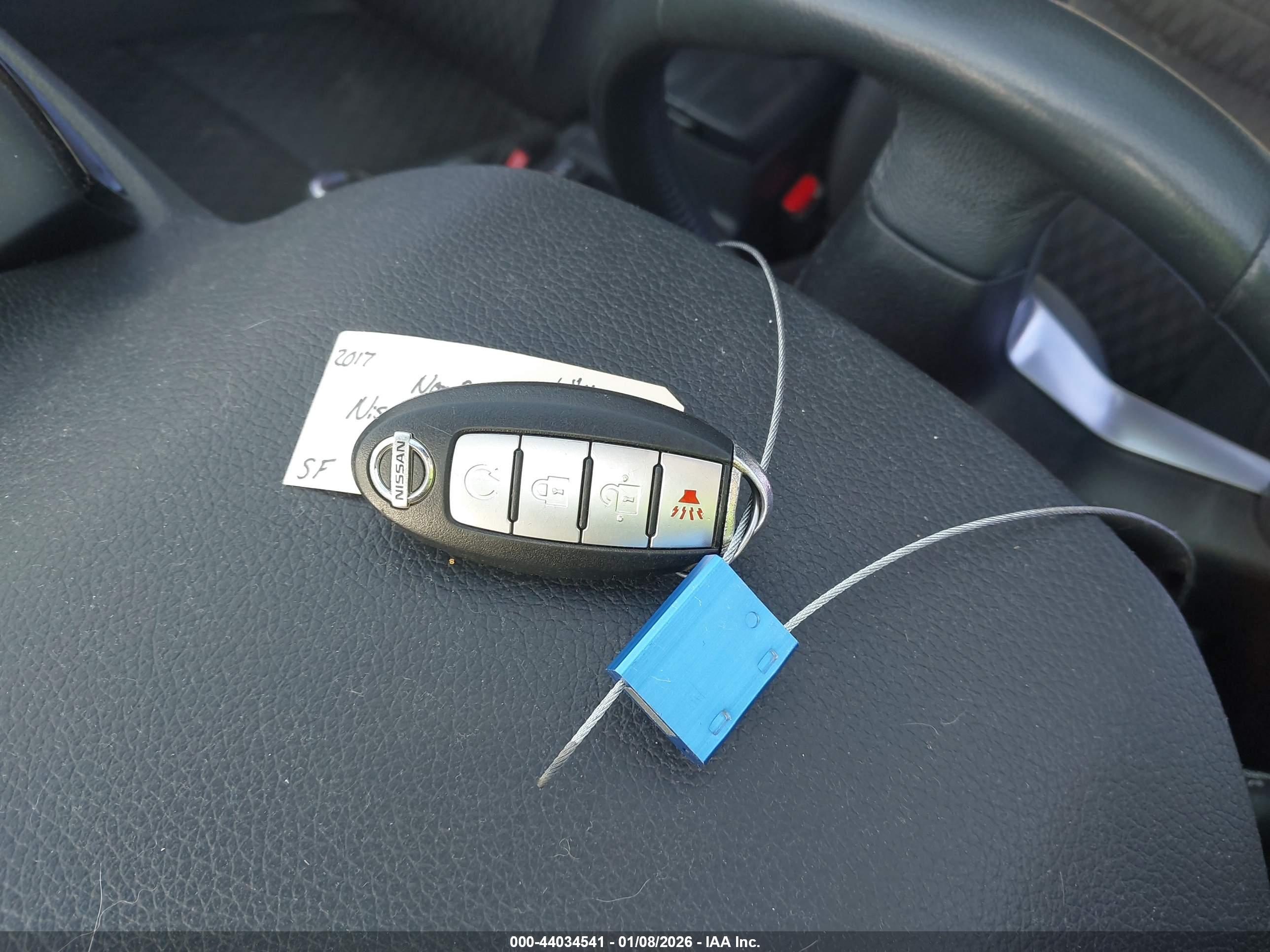 NISSAN ROGUE image 11