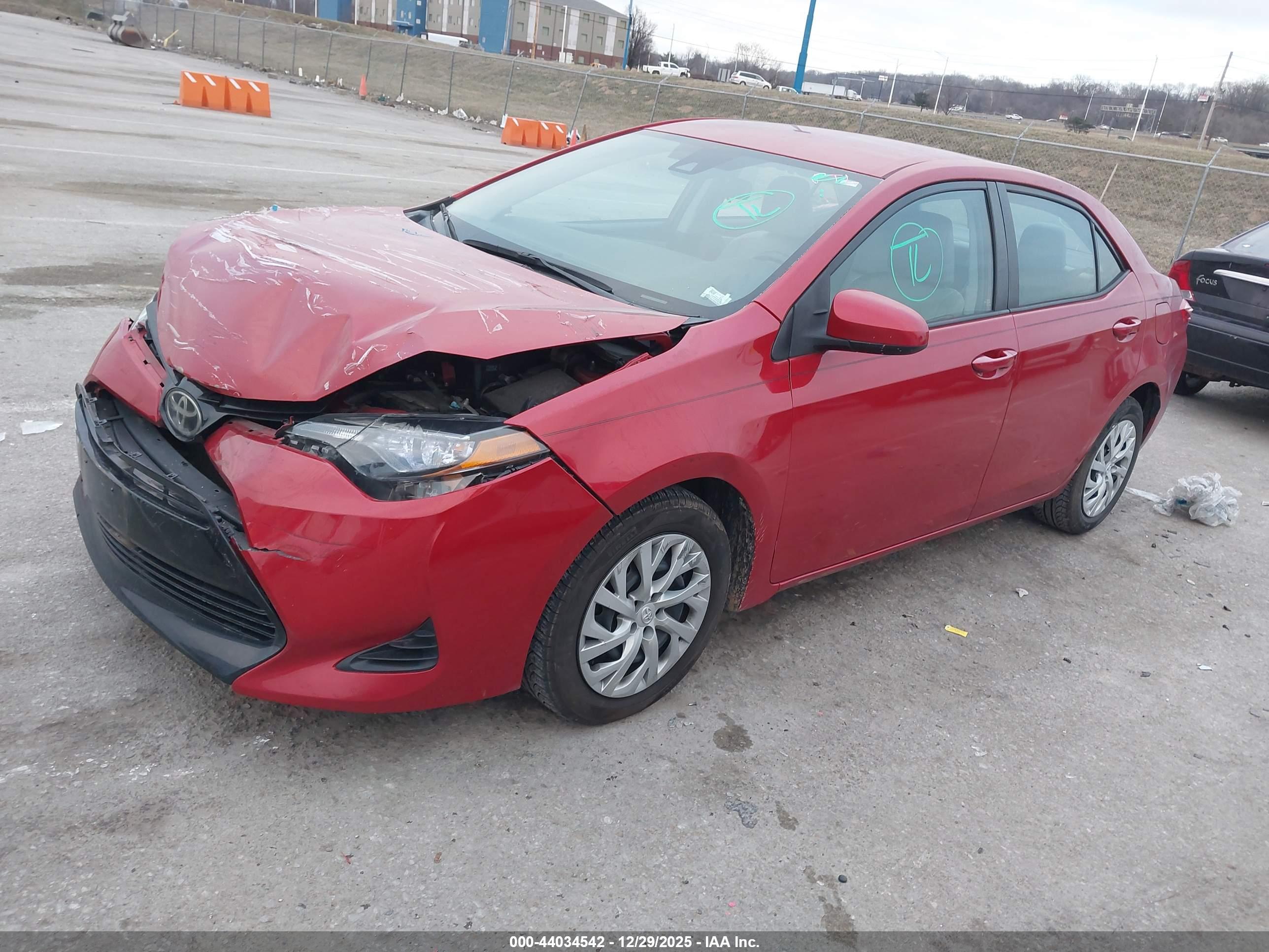 TOYOTA COROLLA image 2