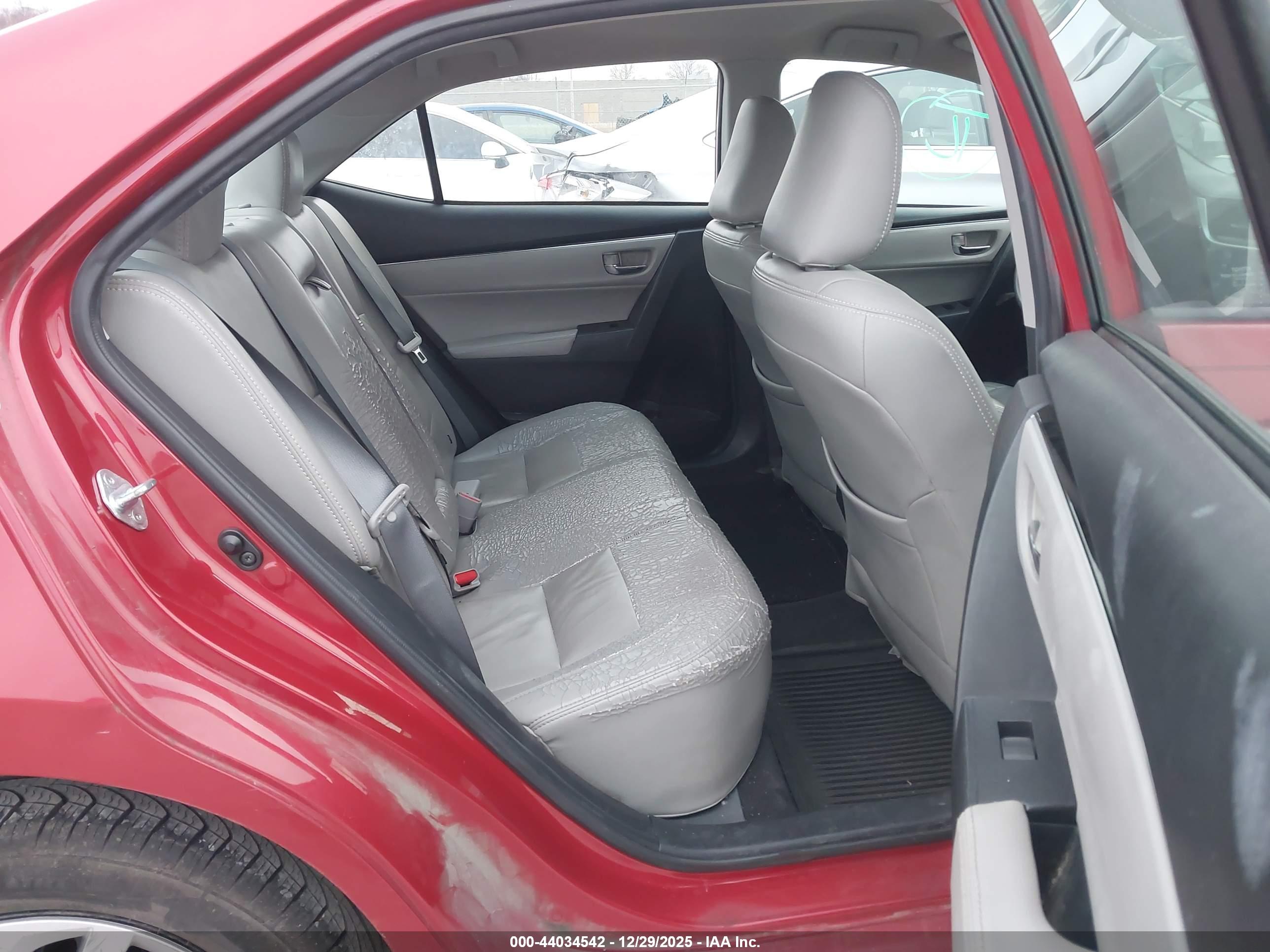 TOYOTA COROLLA image 8