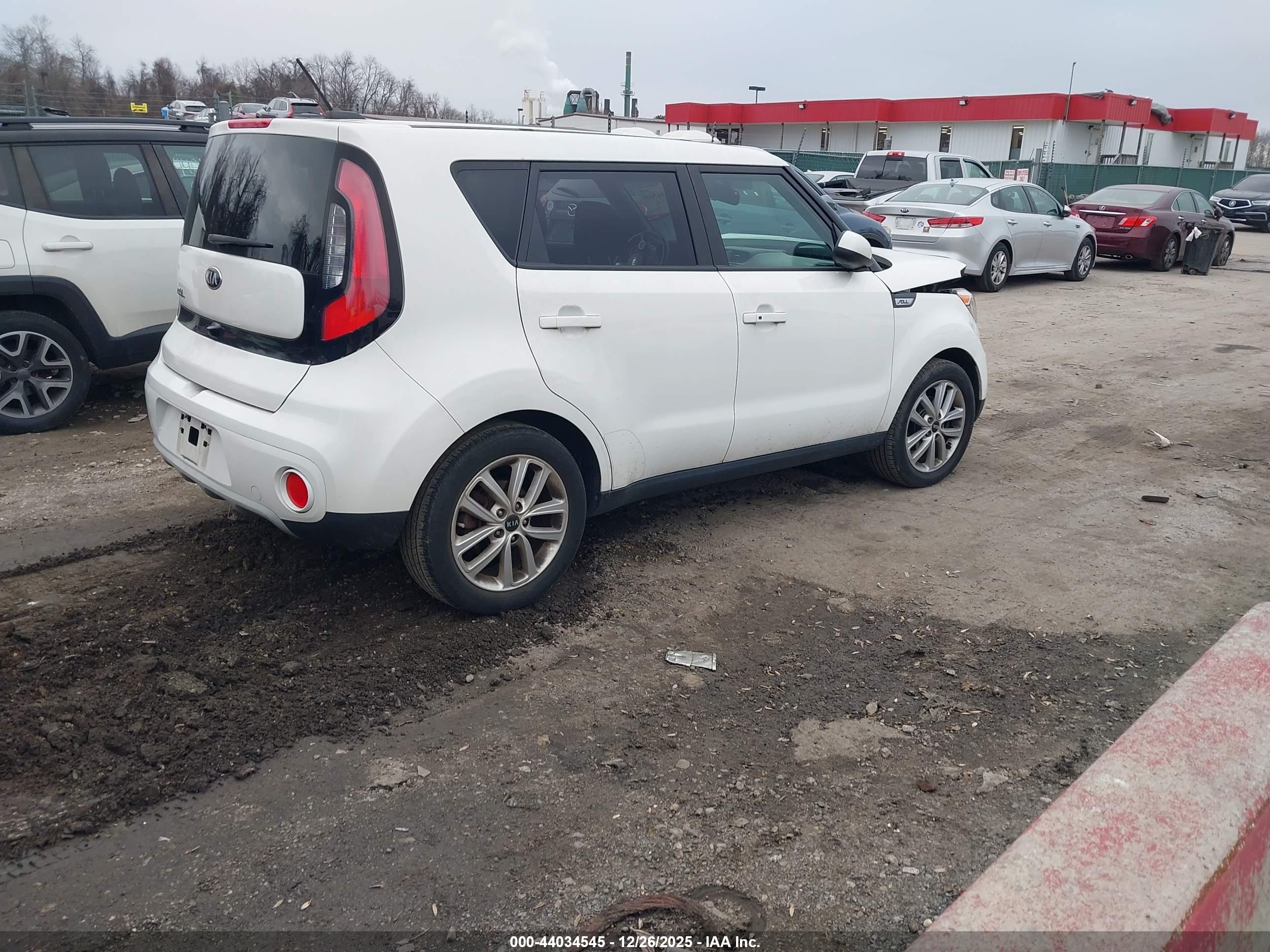KIA SOUL image 4