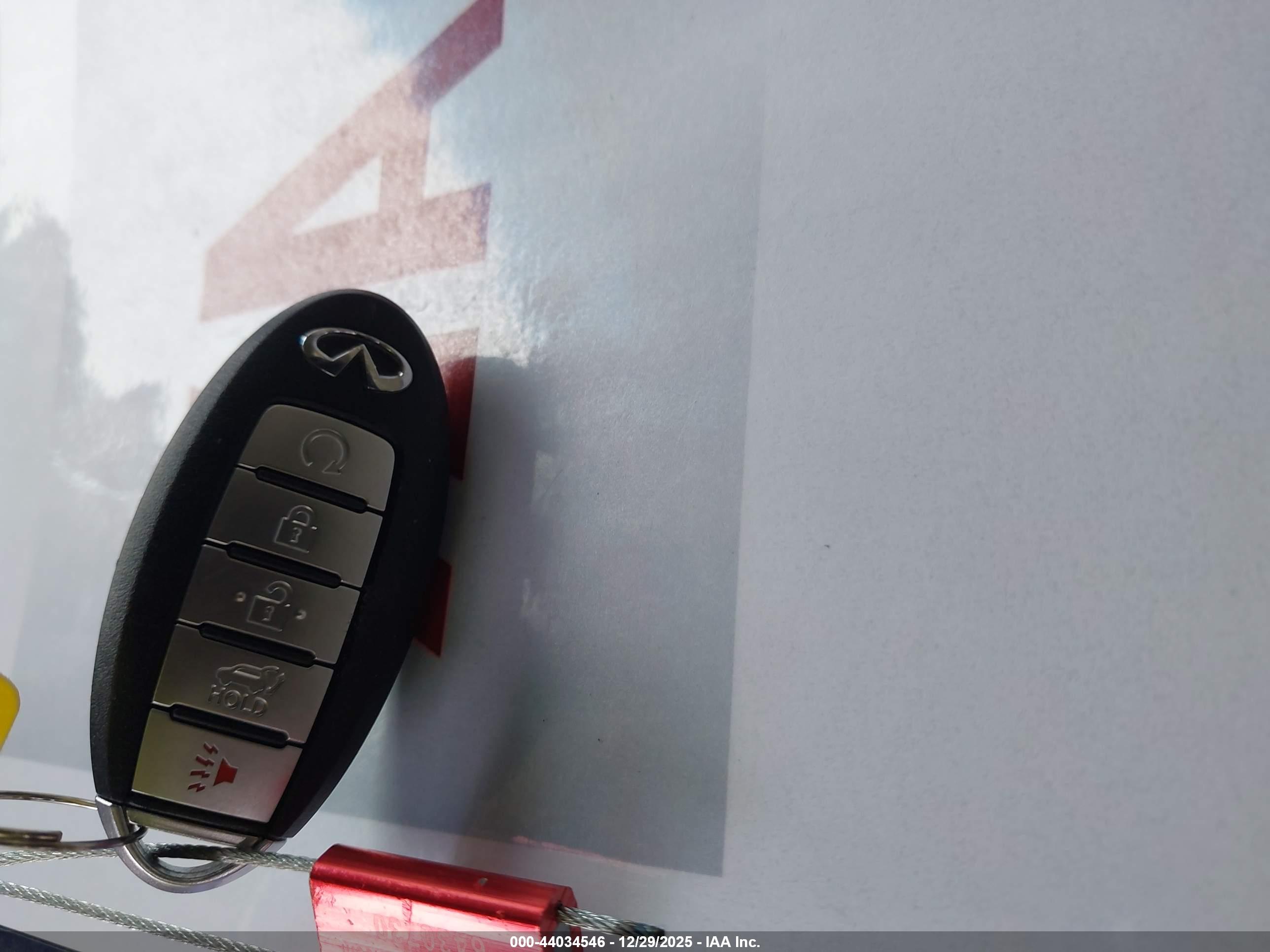 INFINITI QX60 image 11