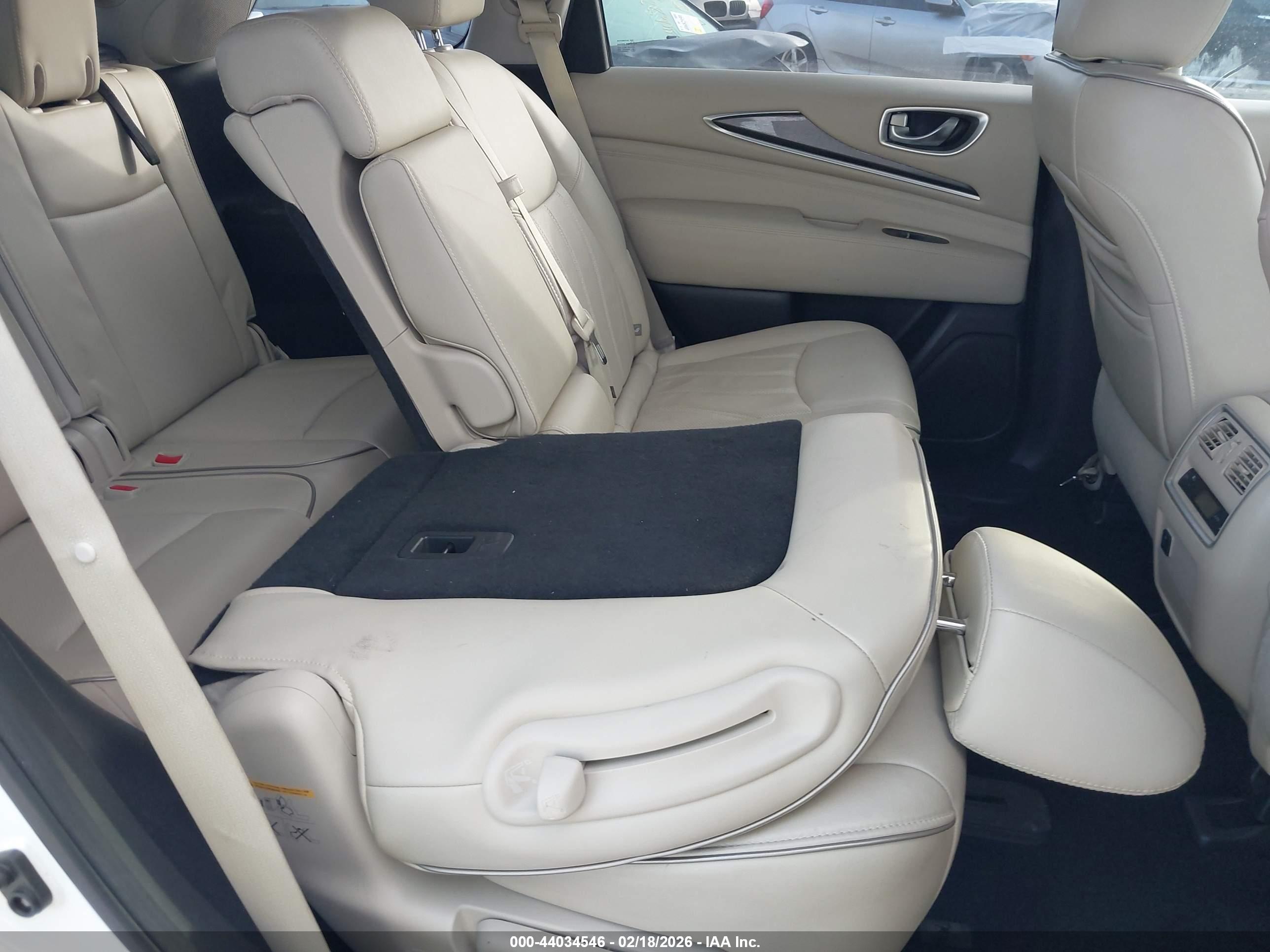 INFINITI QX60 image 8