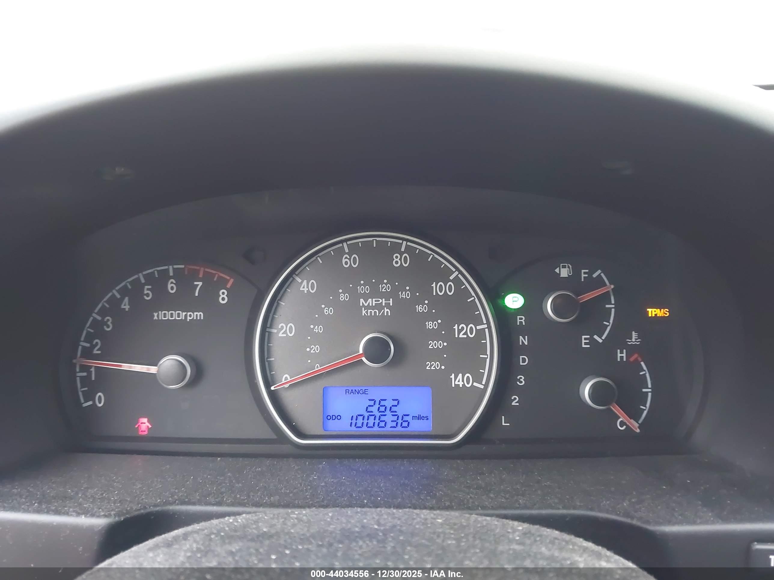 HYUNDAI ELANTRA image 7