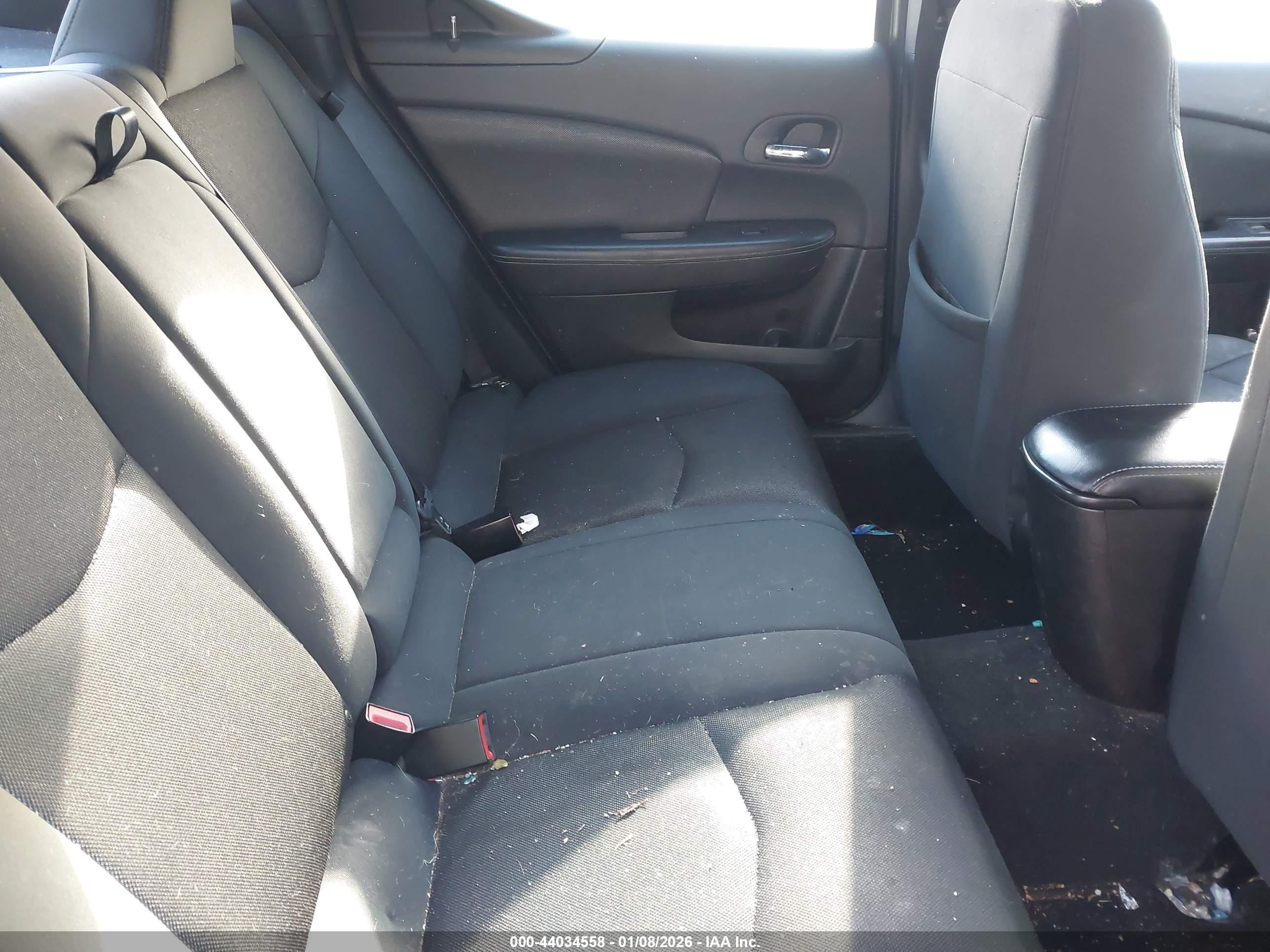 DODGE AVENGER image 8