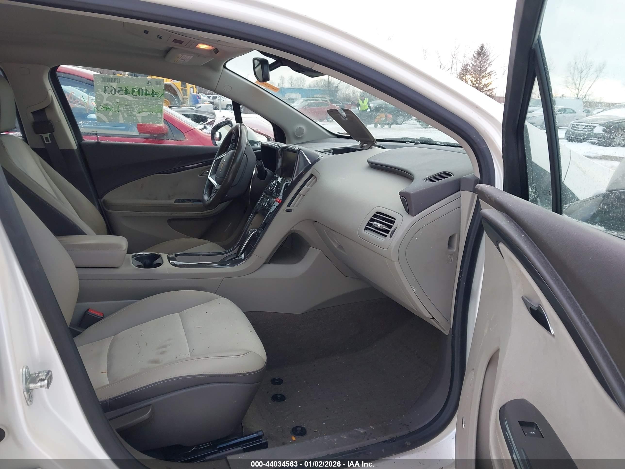 CHEVROLET VOLT image 5